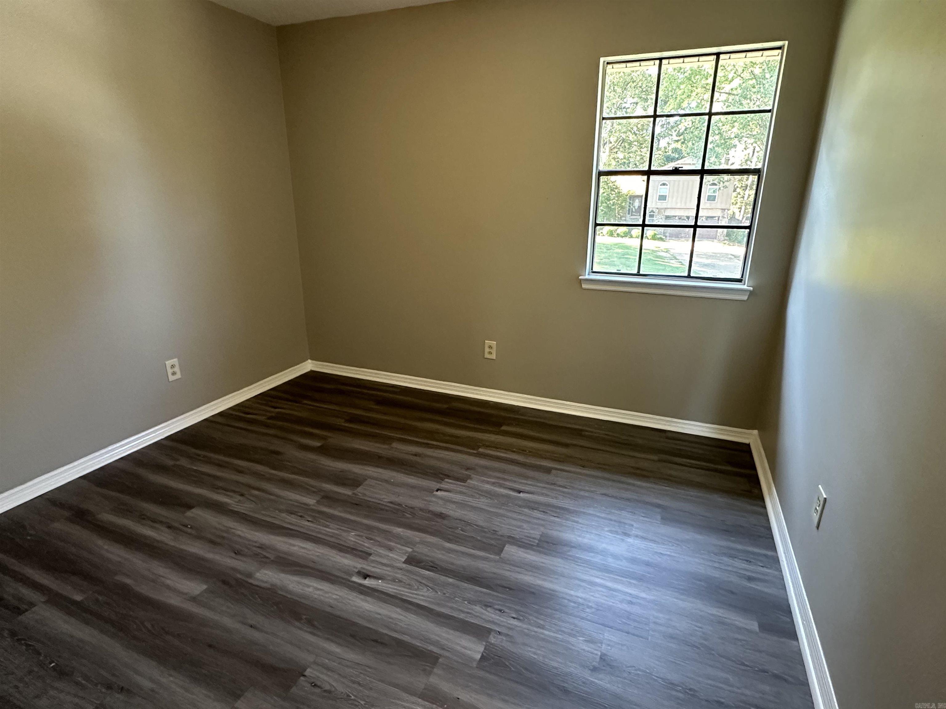 Sara Lynn - Residential Lease