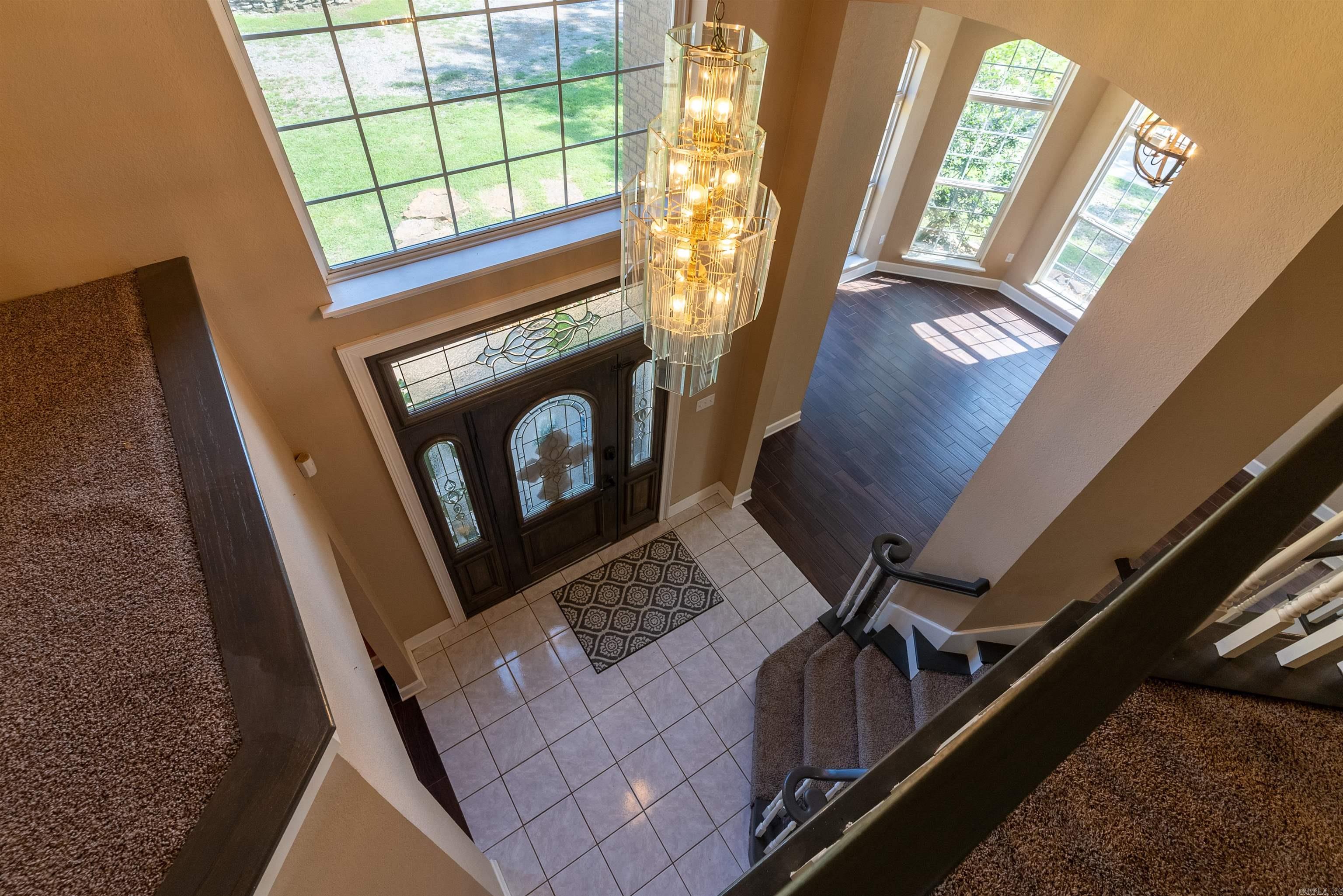 NORTH HILLS ESTATES - Residential