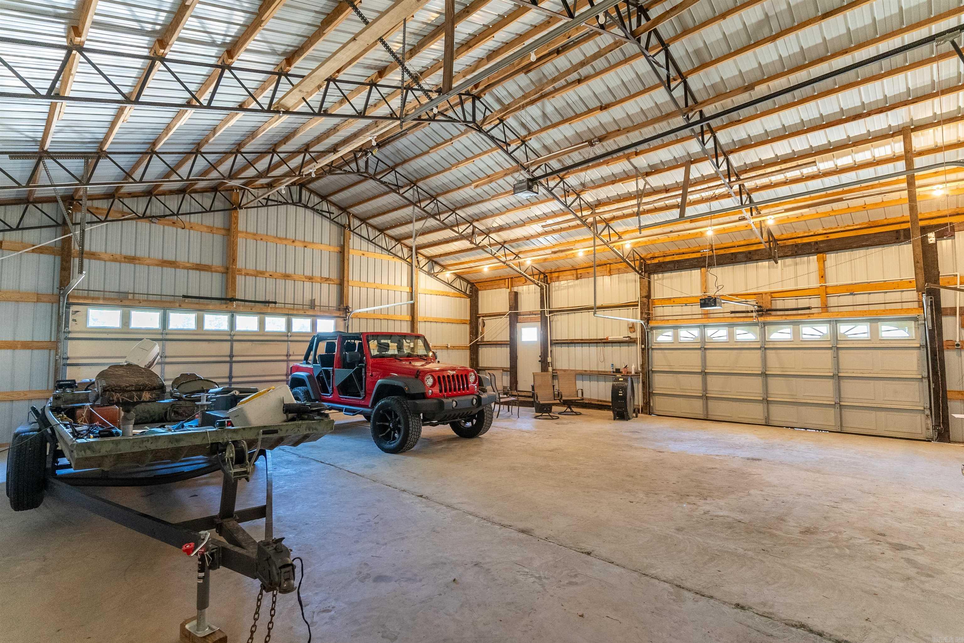 NORTH HILLS ESTATES - Residential