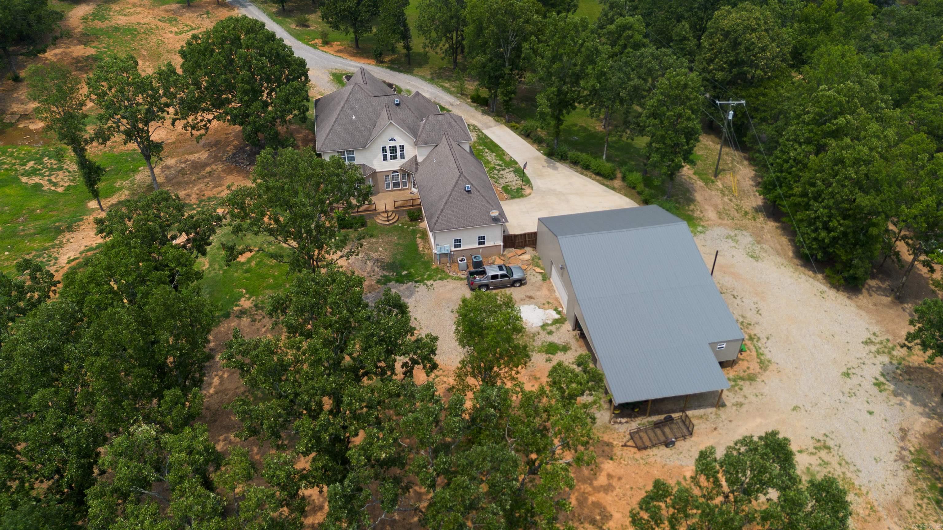 NORTH HILLS ESTATES - Residential