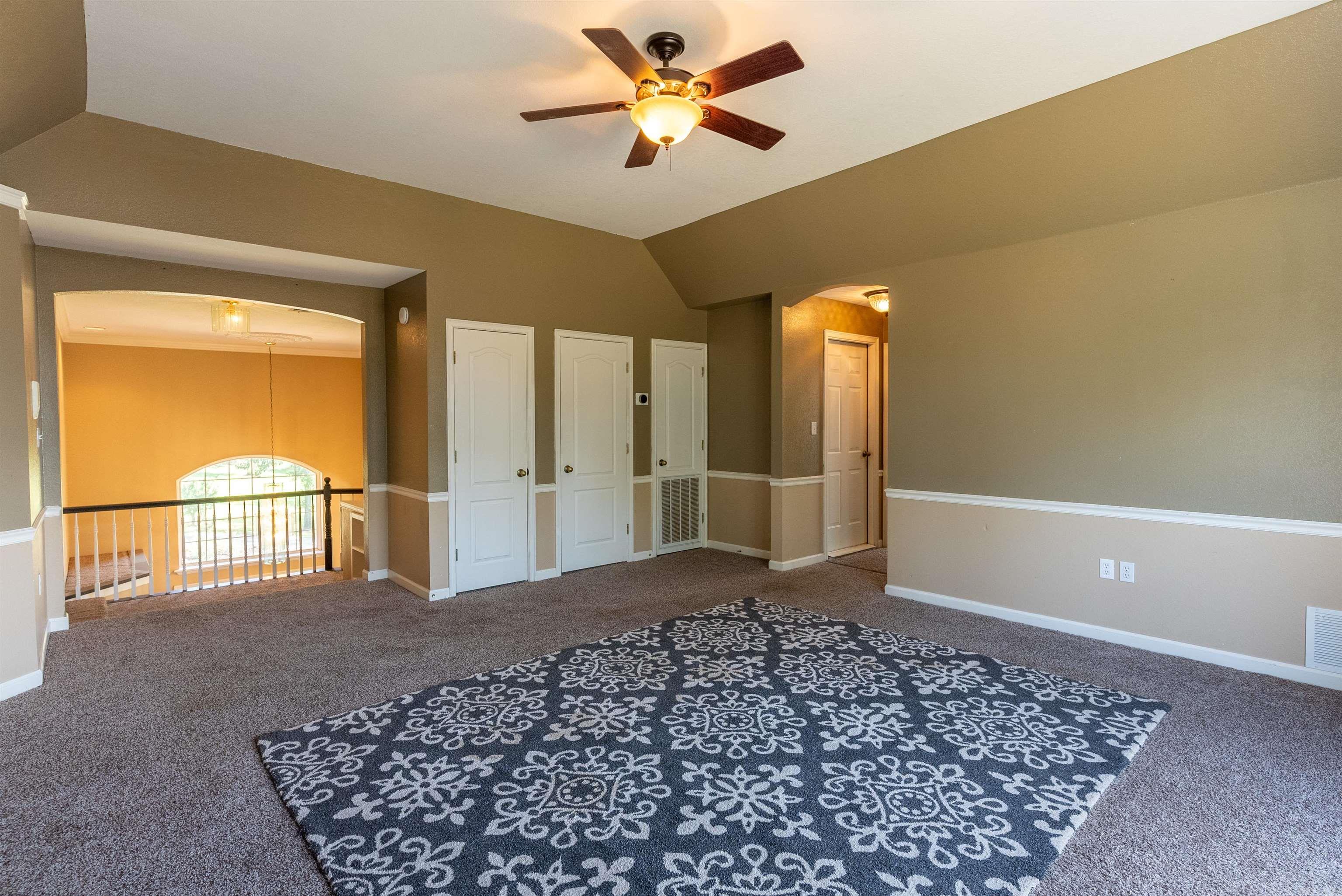 NORTH HILLS ESTATES - Residential