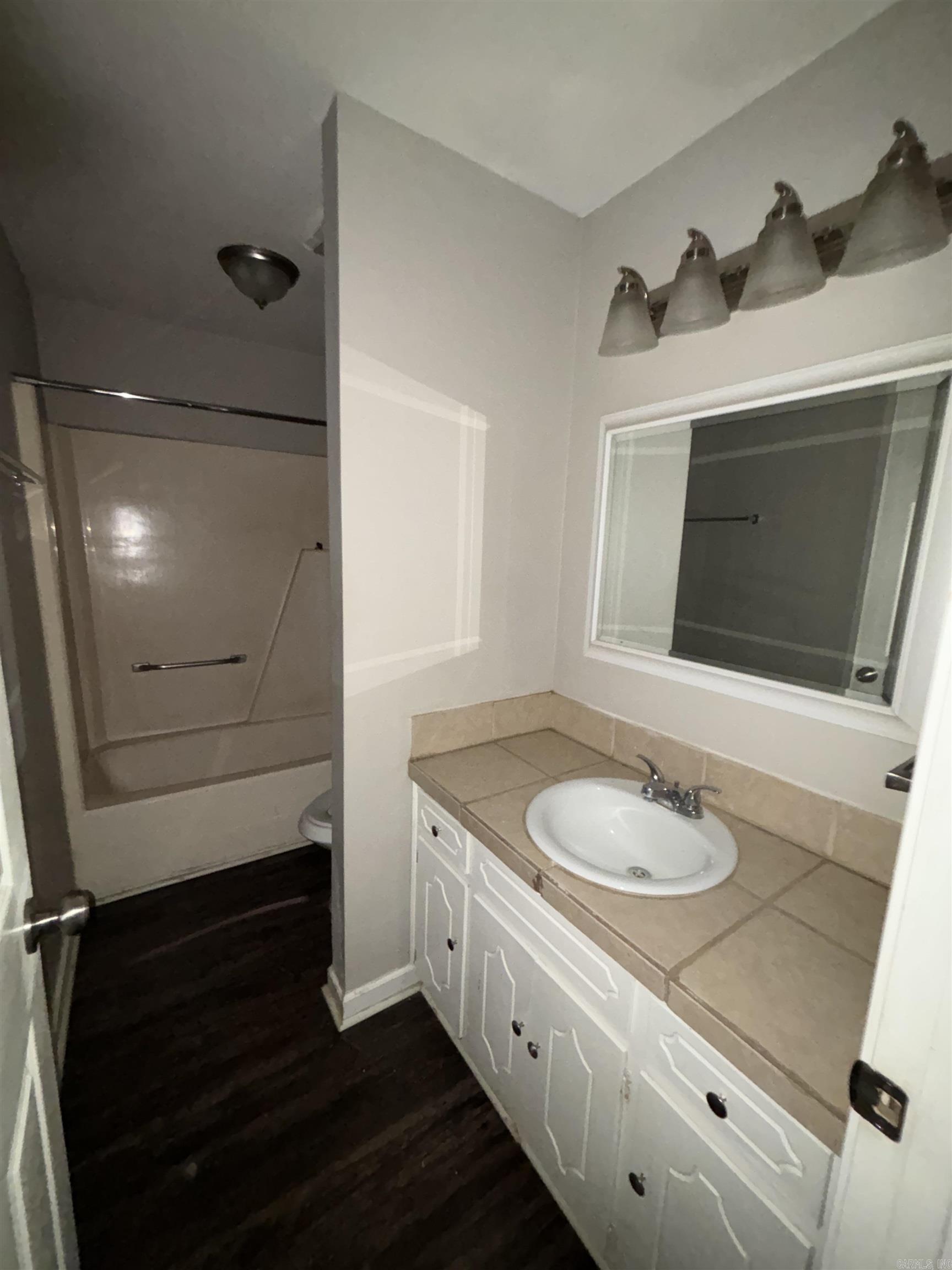 OAK MEADOWS - Residential