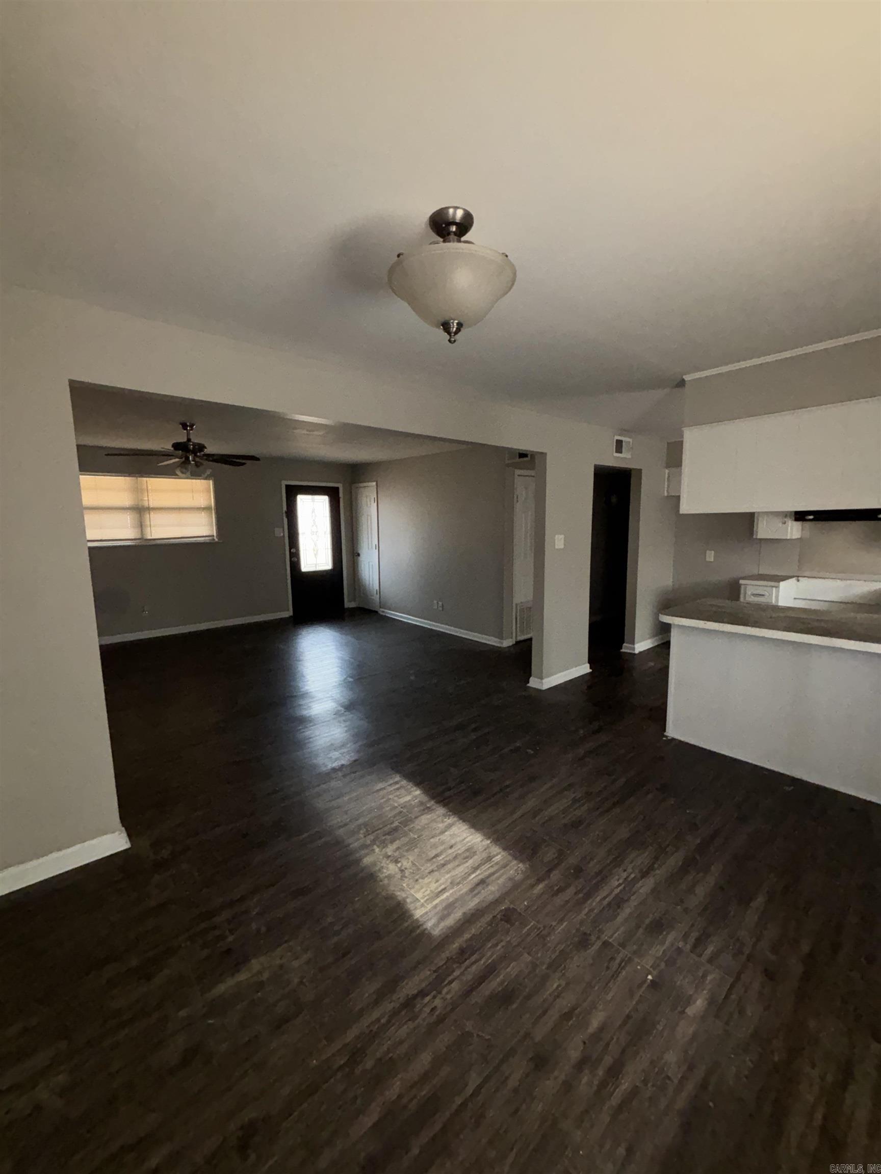 OAK MEADOWS - Residential