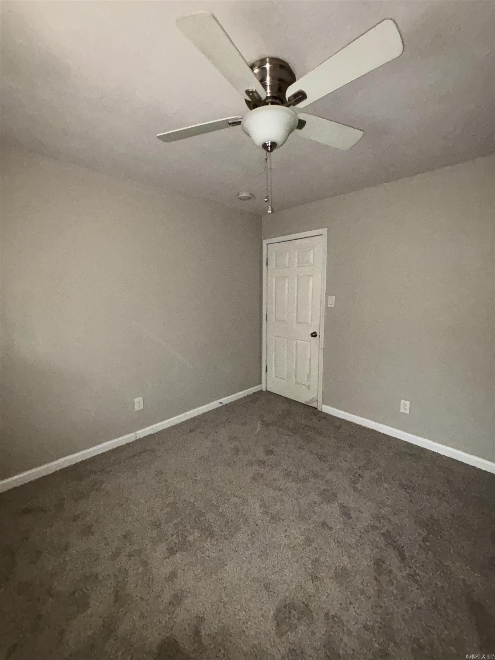 OAK MEADOWS - Residential