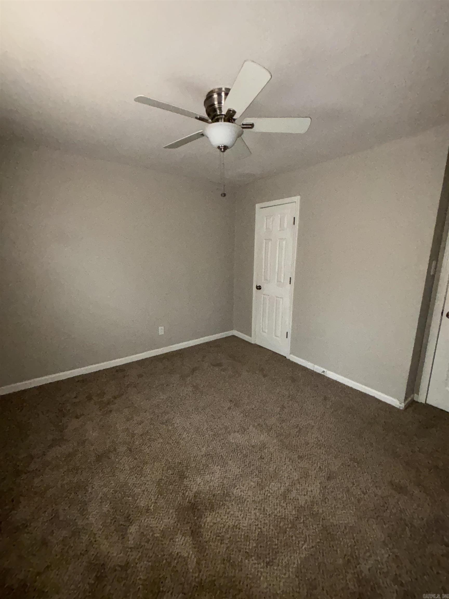 OAK MEADOWS - Residential