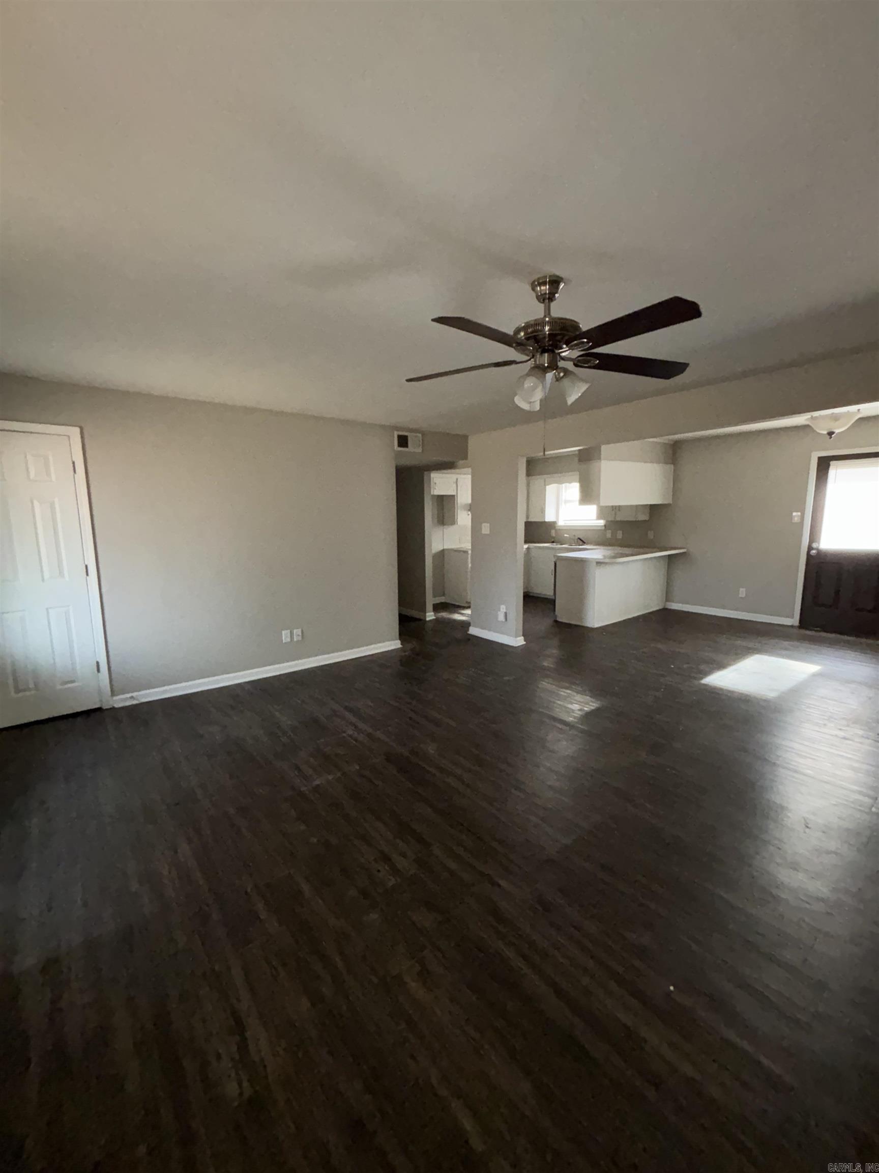 OAK MEADOWS - Residential