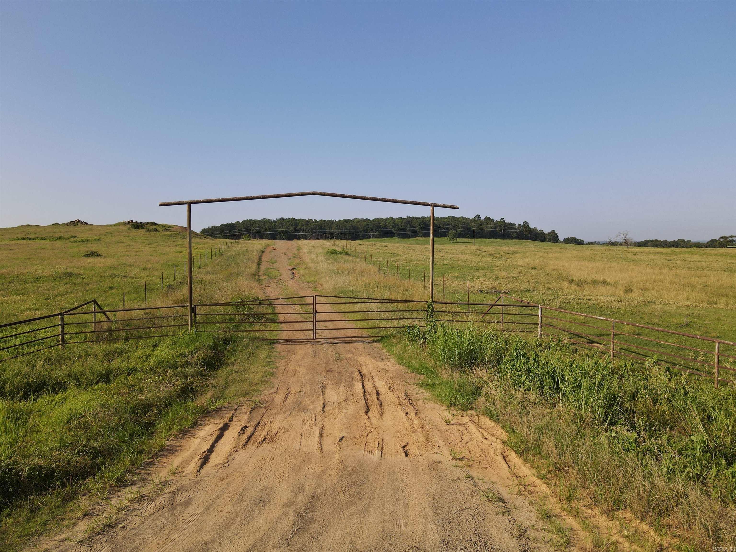 Metes & Bounds - Farm