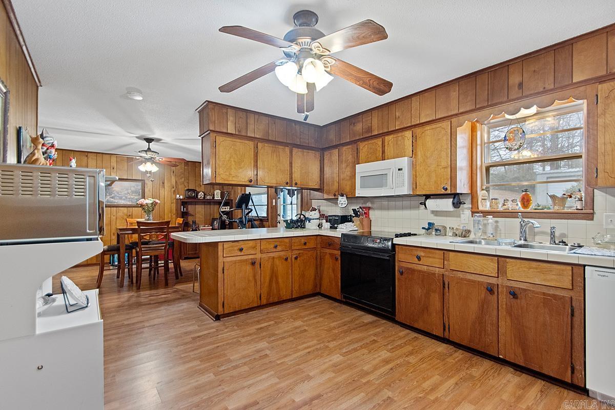 RAMBLE ESTATES - Residential