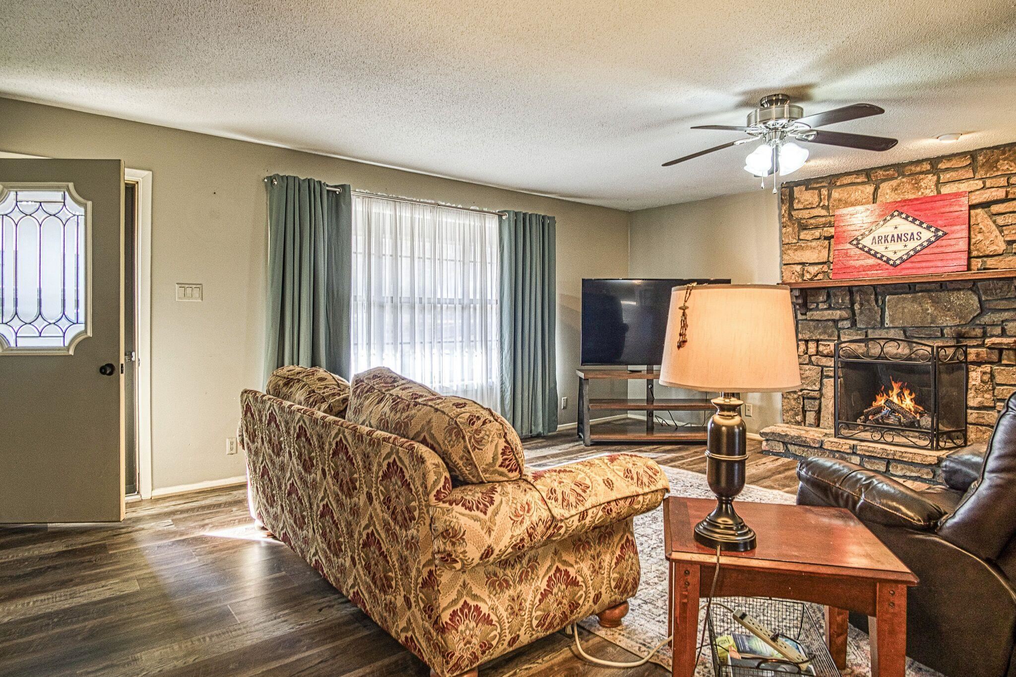 CASTILLO - Residential