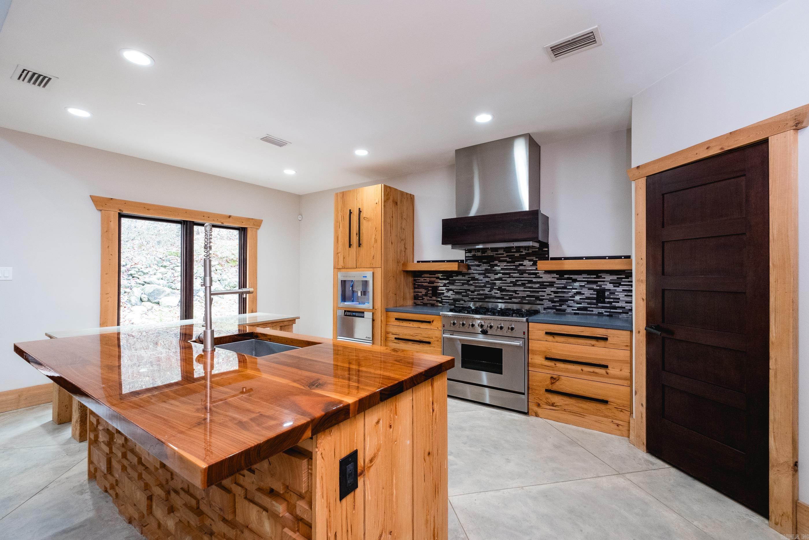 CHENAL VALLEY CHALLAIN PLACE - Residential