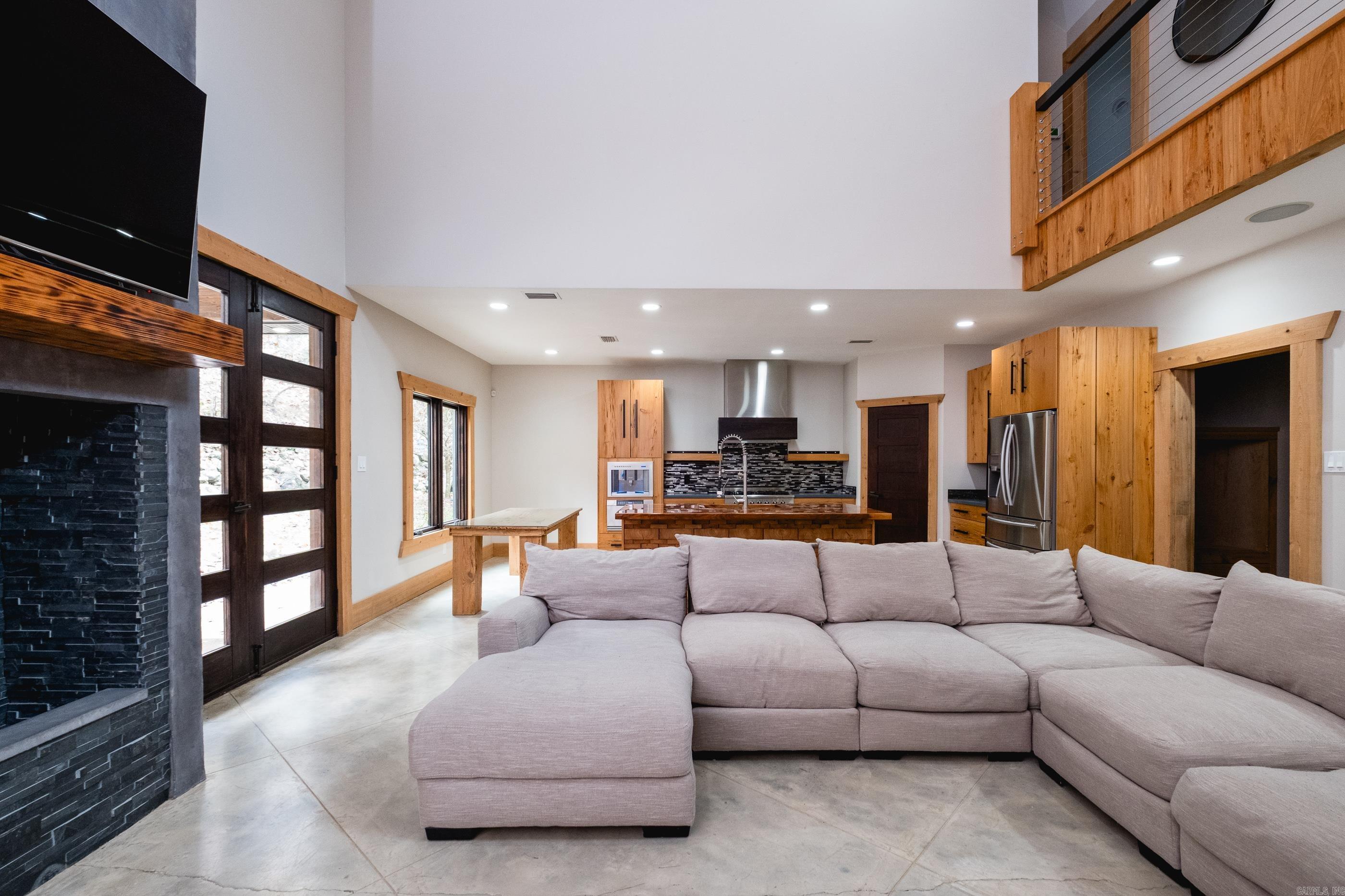 CHENAL VALLEY CHALLAIN PLACE - Residential