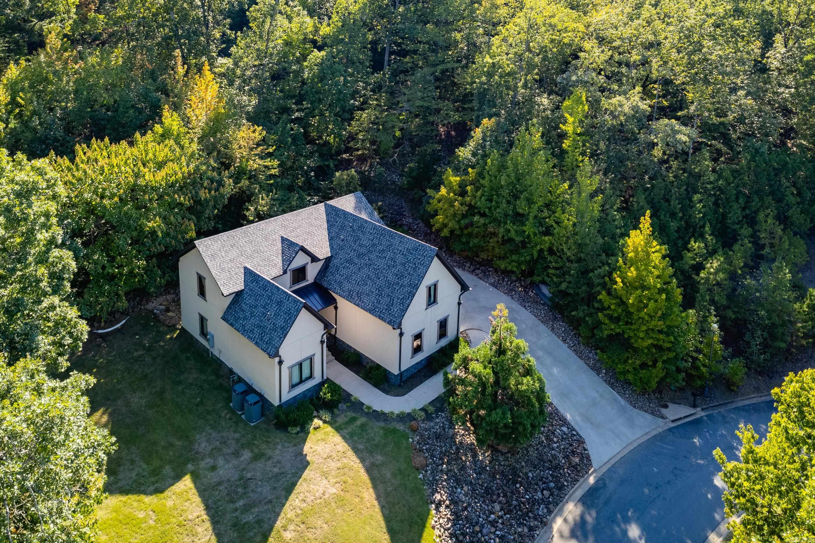 CHENAL VALLEY CHALLAIN PLACE - Residential