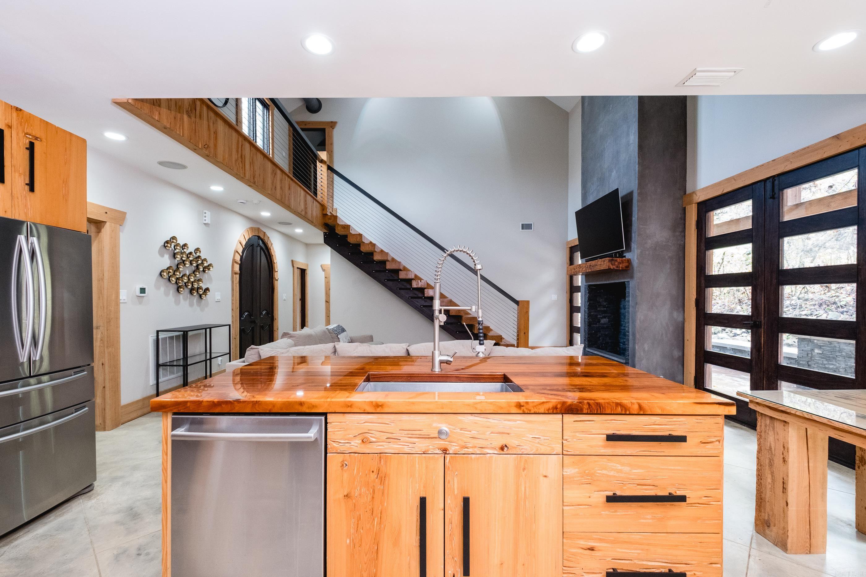 CHENAL VALLEY CHALLAIN PLACE - Residential