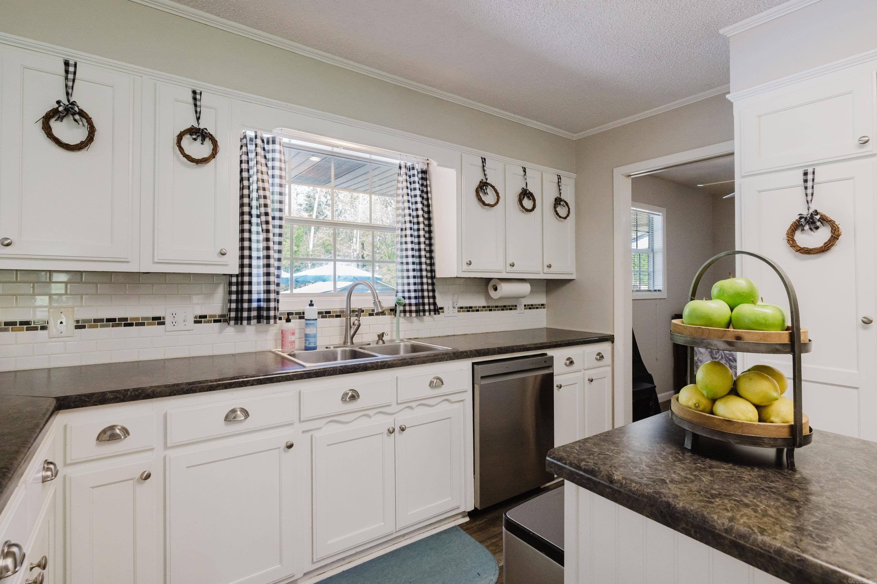 CEDAR BROOK ADDN - Residential