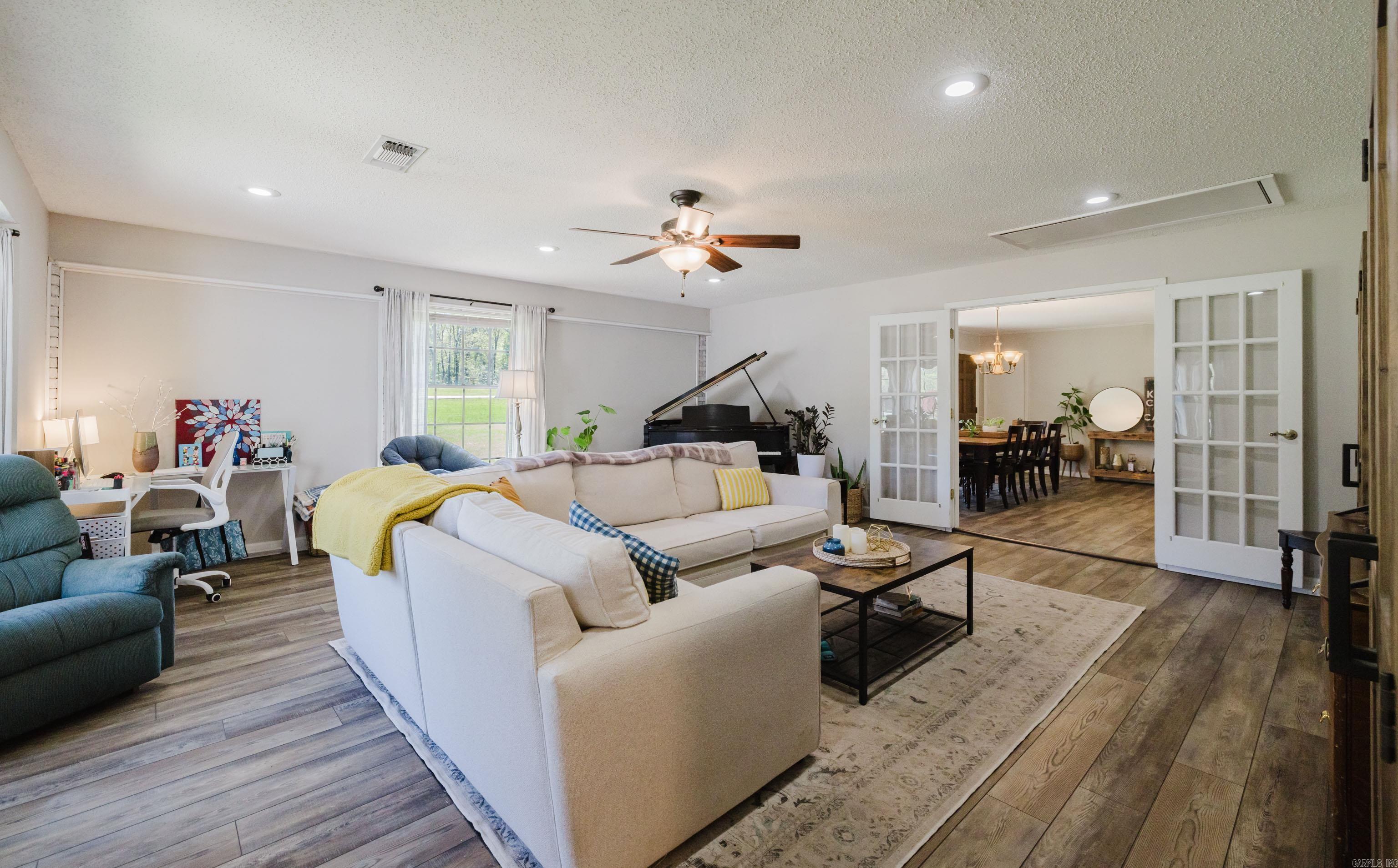 CEDAR BROOK ADDN - Residential