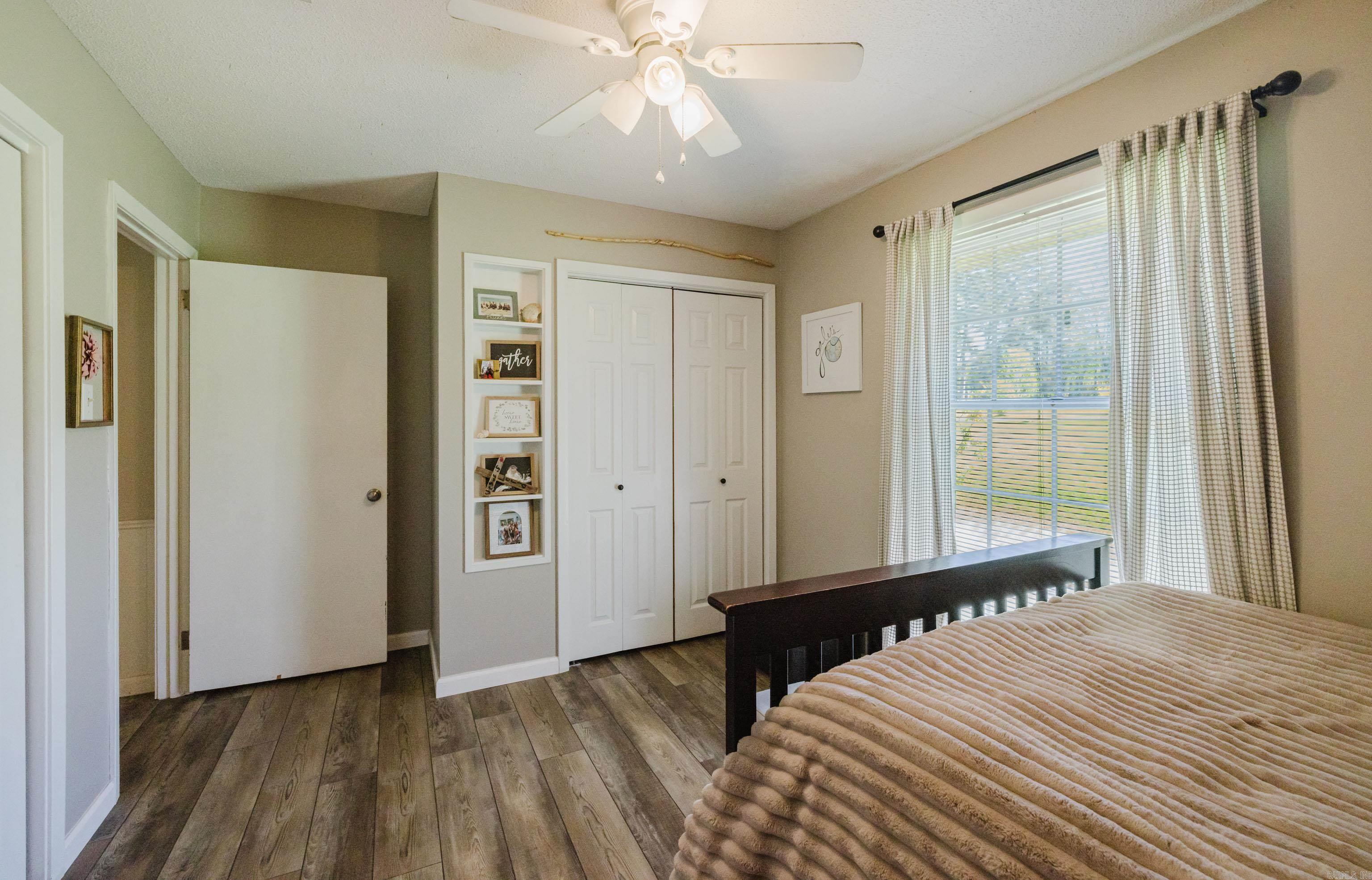 CEDAR BROOK ADDN - Residential