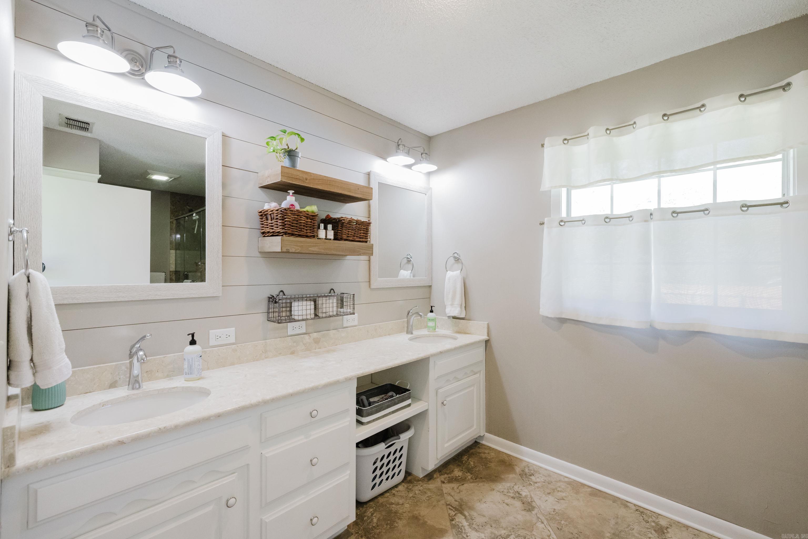 CEDAR BROOK ADDN - Residential