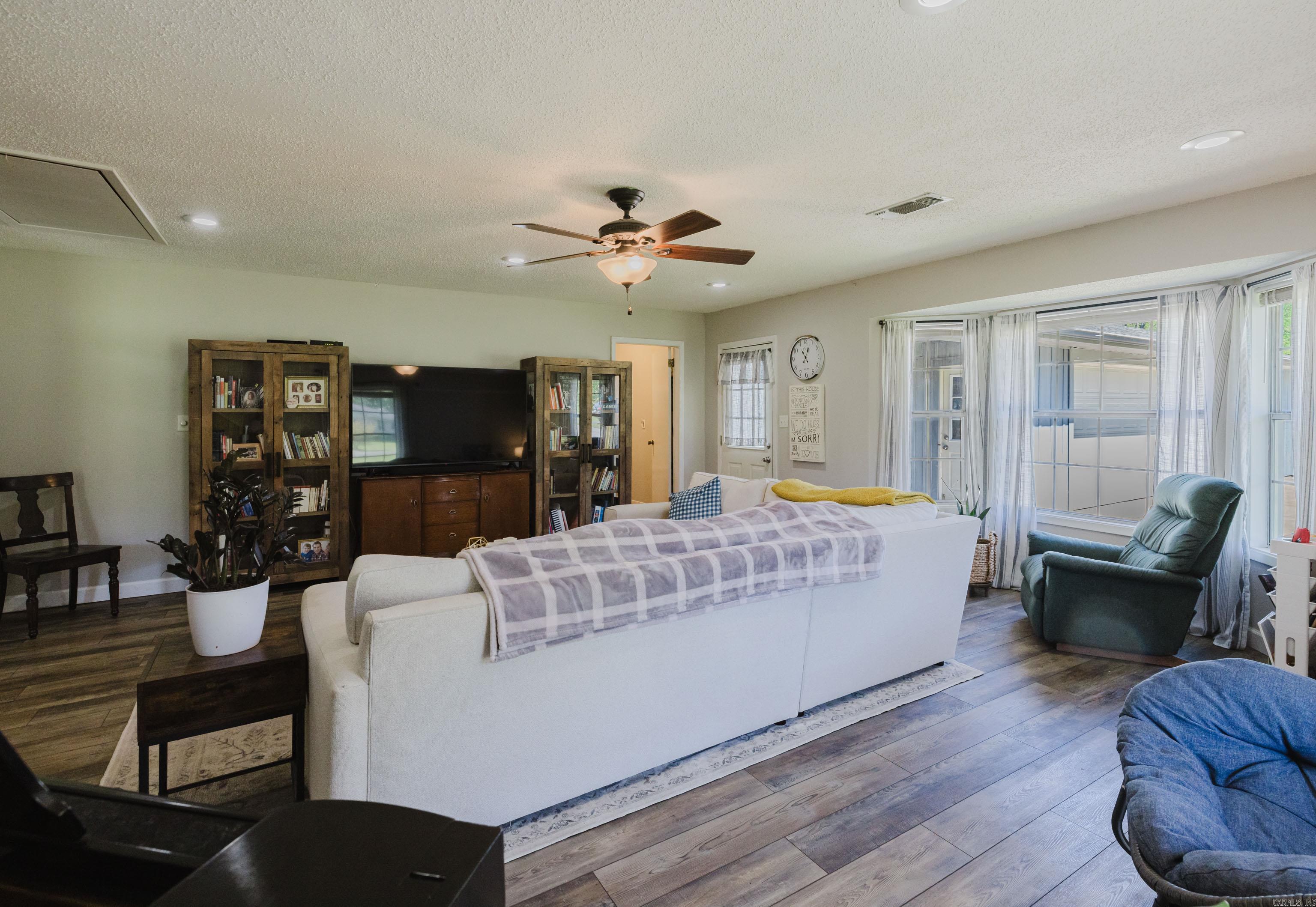 CEDAR BROOK ADDN - Residential