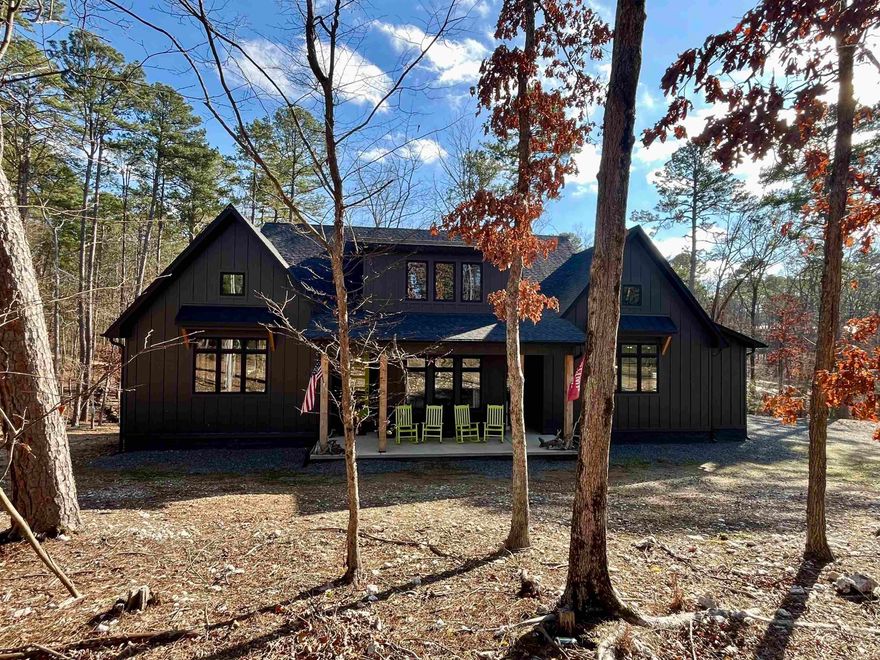 Amazing house in Mt Harbor! This one has it all. 3600 sq ft, 5 bdrm/3 1/2 baths. Sunroom off the back, huge open kitchen with double ovens, double islands, custom cabinets, quartz countertops, and so much more. Beautiful home. 28X30 shop with garage door