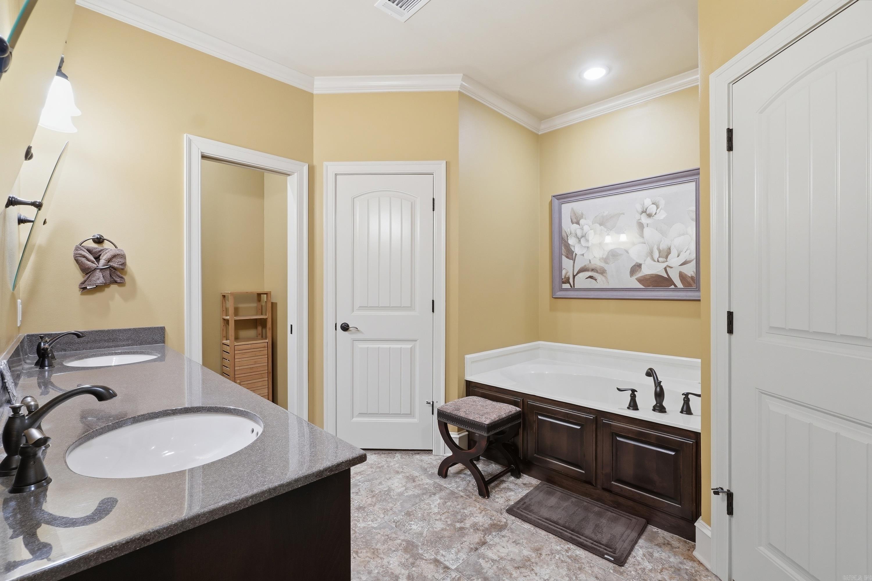 SOUTHWIND - Residential