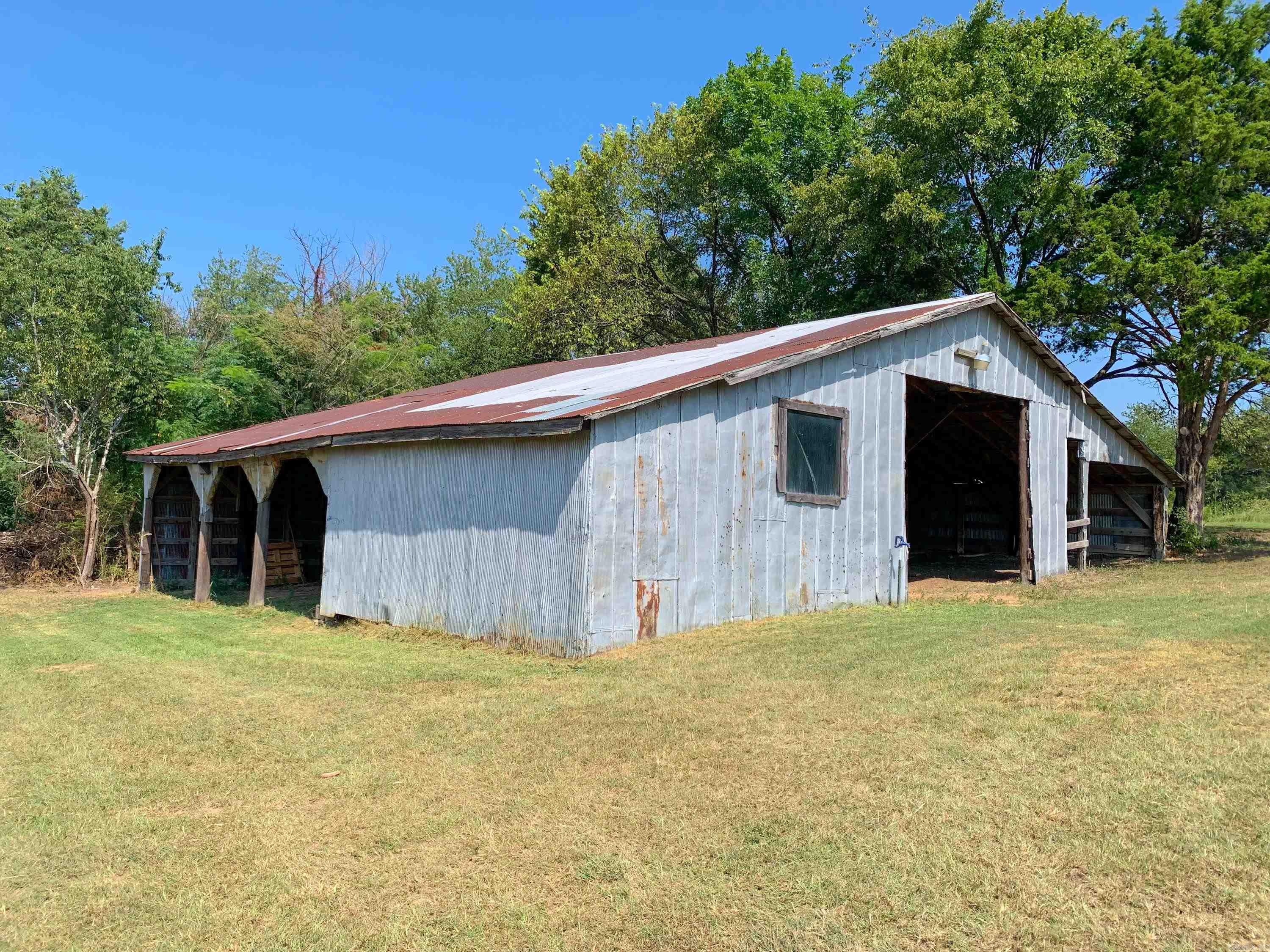 Metes & Bounds - Land