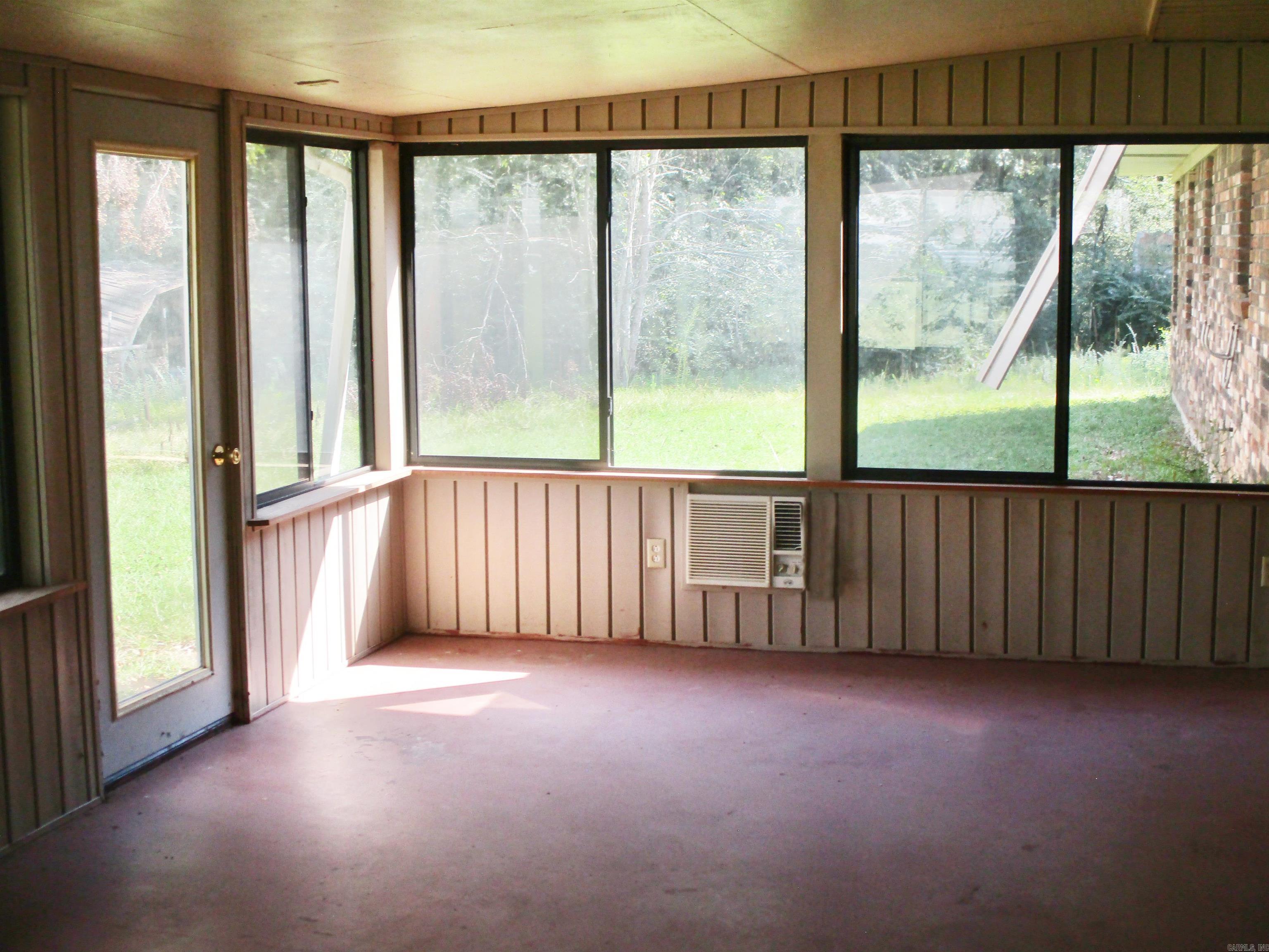 Town & Country - Residential