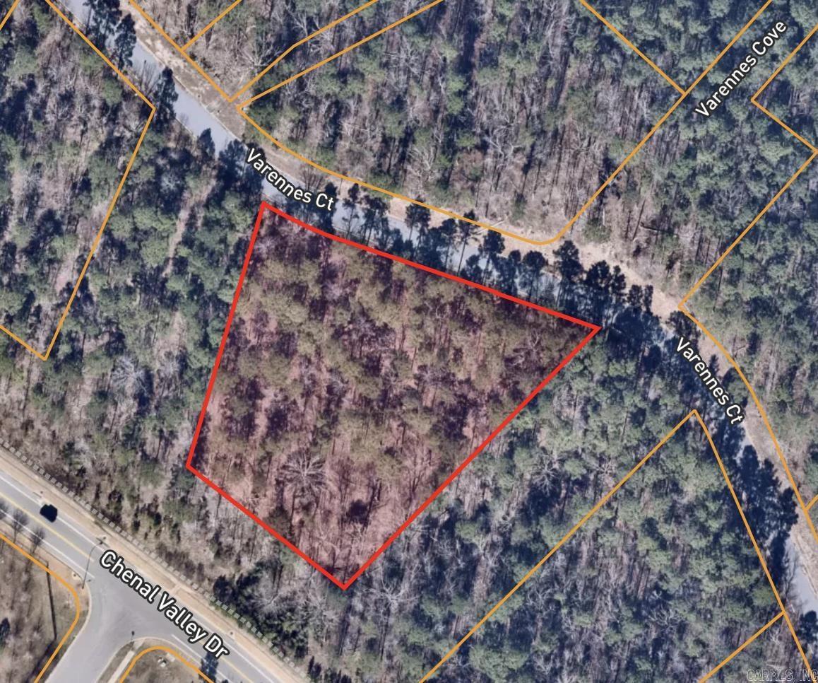 CHENAL VALLEY VARENNES COURT - Land