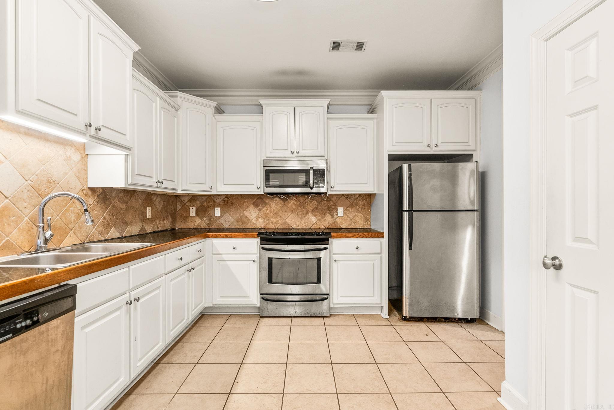 VILLAGES AT NEWBEDFORD - Residential