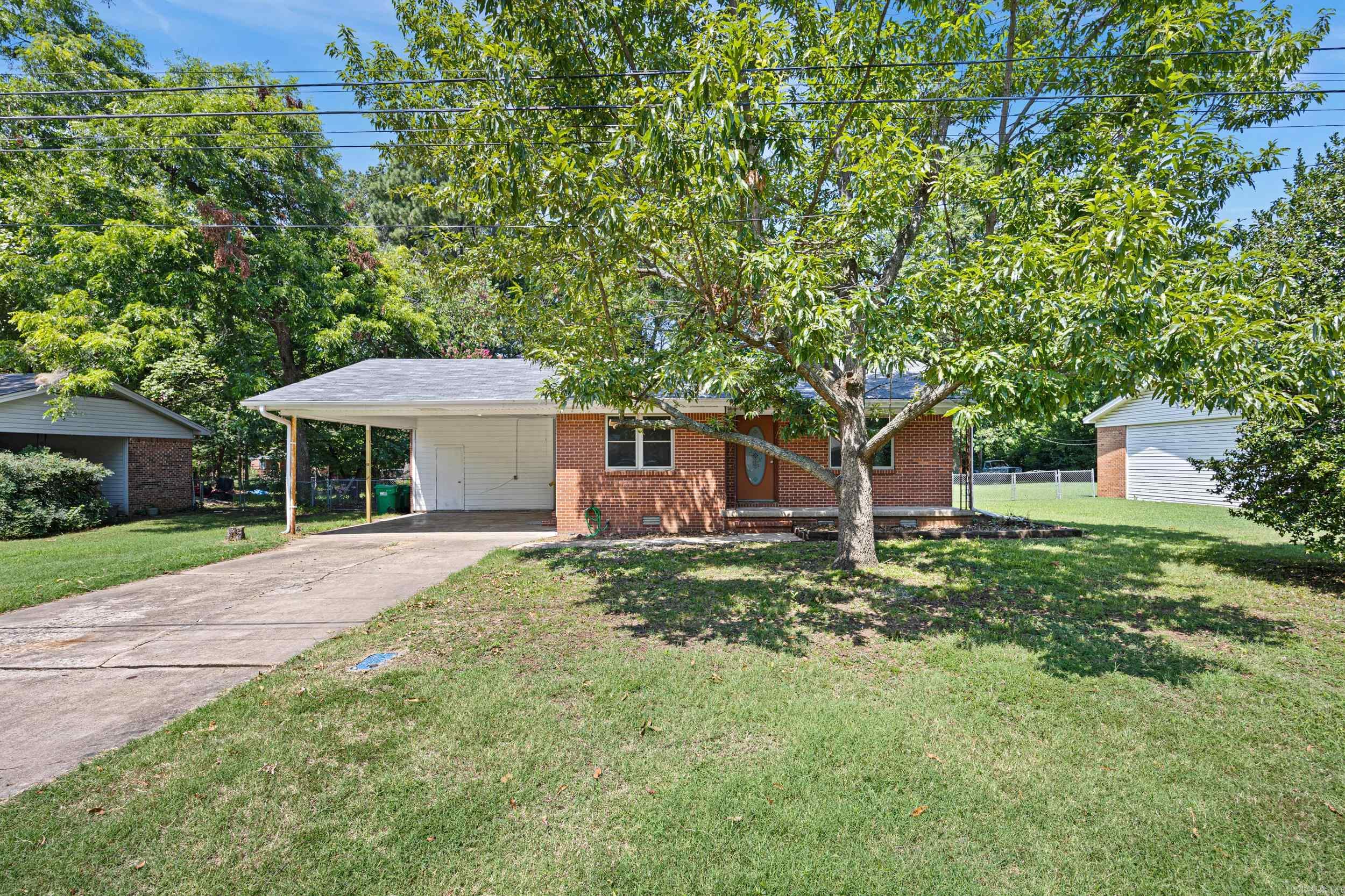 View Russellville, AR 72802 house