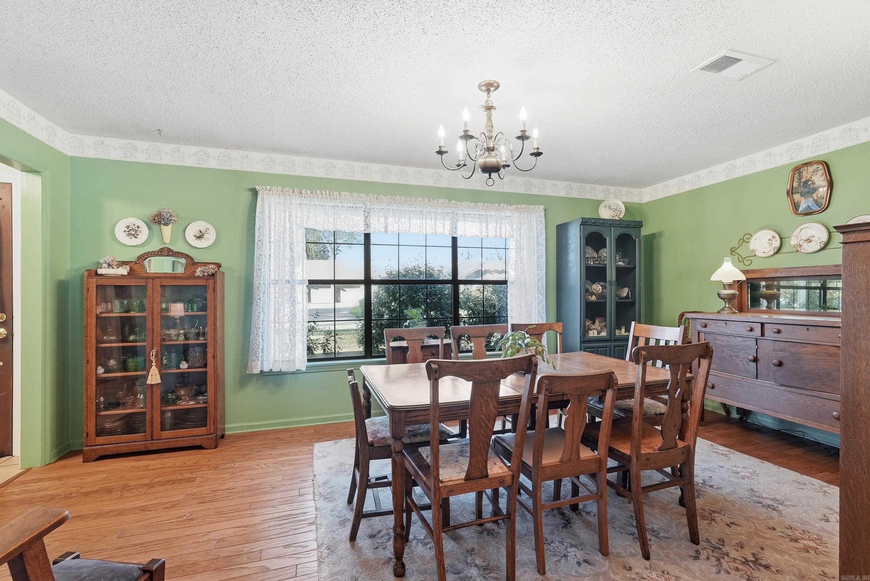 OAK FORREST - Residential