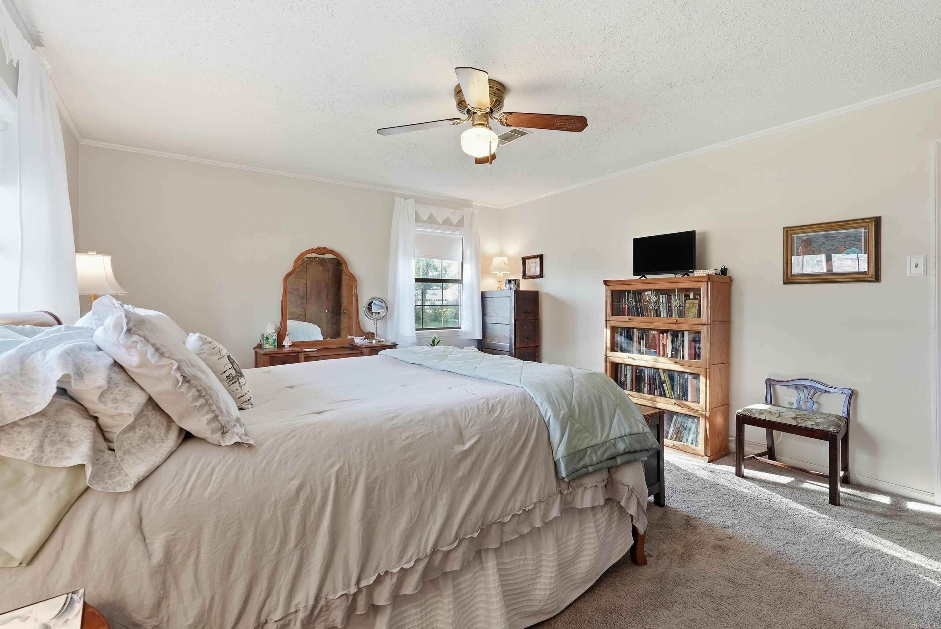 OAK FORREST - Residential