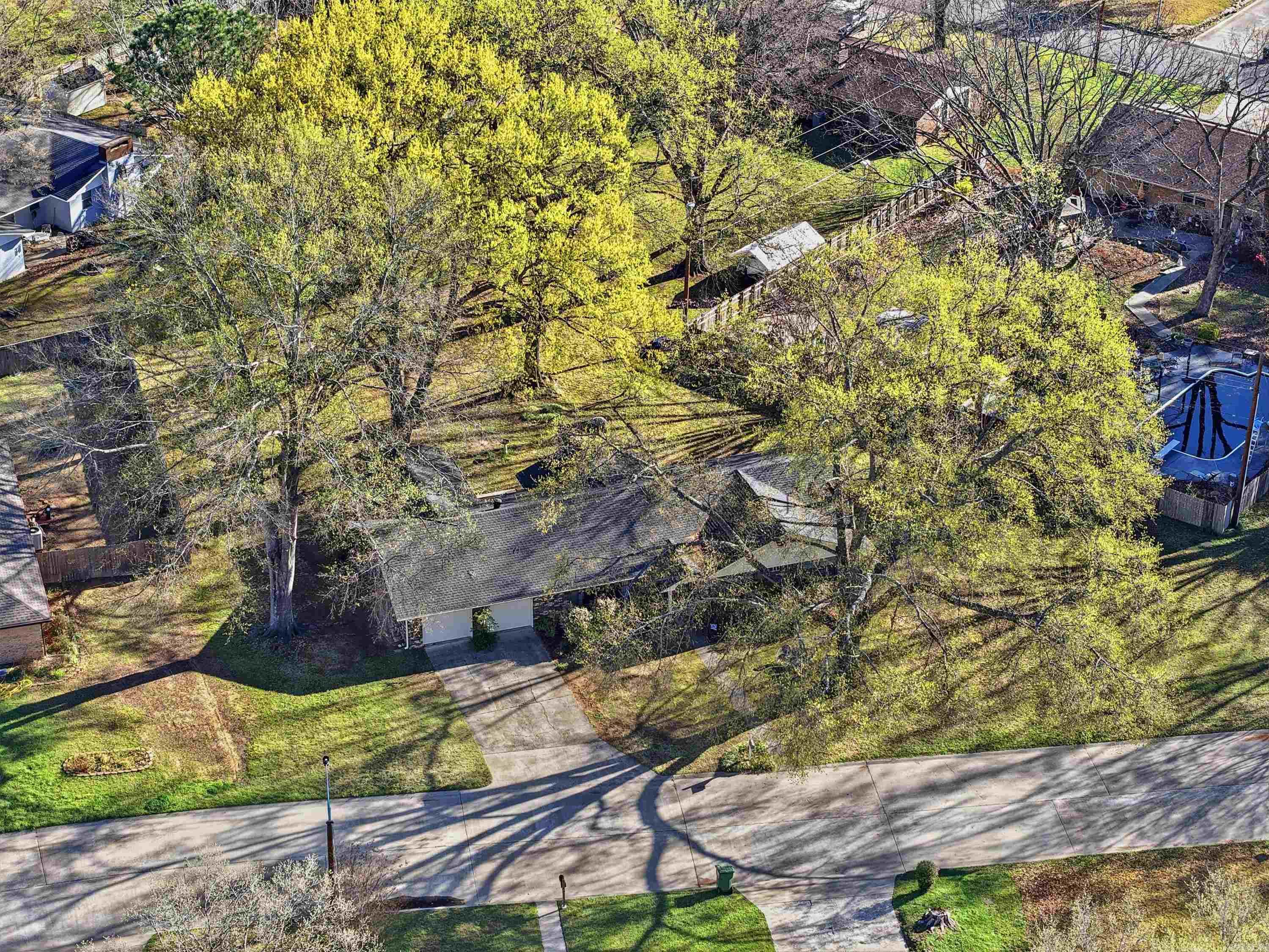 OAK FORREST - Residential