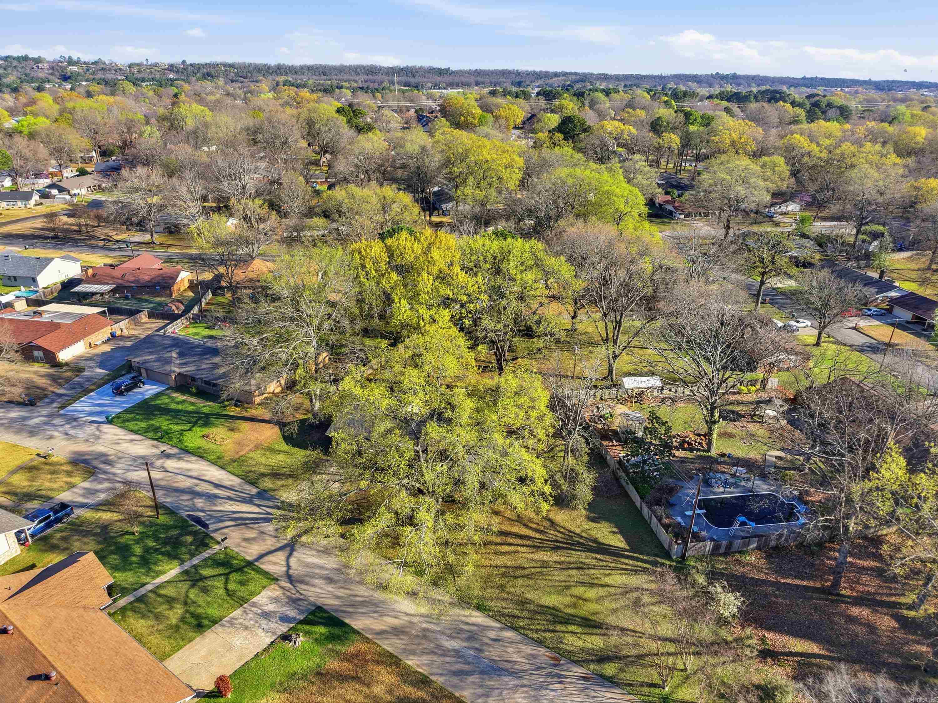 OAK FORREST - Residential