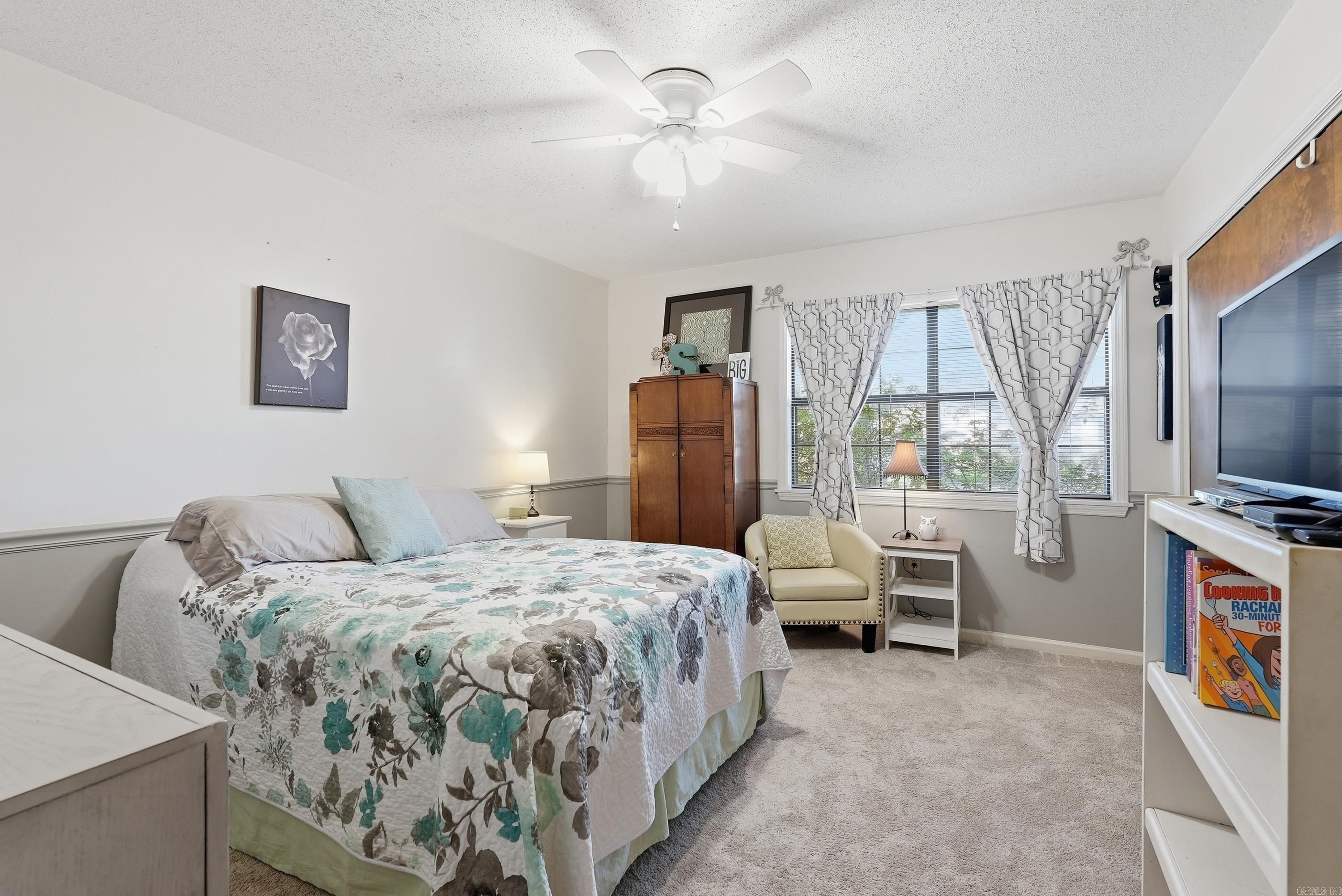 OAK FORREST - Residential