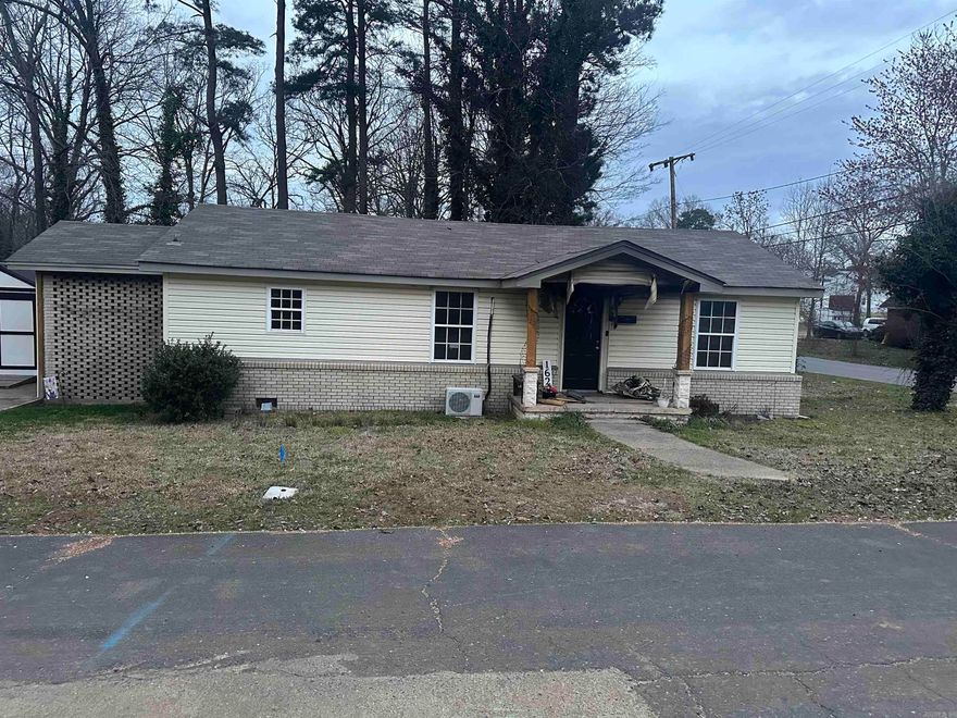Investment Opportunity – 1628 Pleasant Street. THIS HOUSE HAS HAD A FIRE AND IS BEING SOLD AS IS! Attention investors, flippers, and buyers looking for their next project — this 3 bedroom, 1 bathroom home offers 1,008 square feet of potential and is ready for a complete renovation. One room sustained significant fire damage, and the remainder of the home has smoke damage throughout. This property will require a full remodel and is priced with repairs in mind, making it an excellent opportunity for the right buyer to restore and add value. Whether you're looking to flip, build rental income, or create a personalized home, 1628 Pleasant Street offers a chance to invest at an affordable entry point. Bring your vision, contractor, and imagination — this one is ready for transformation. Sold strictly AS IS. Small white storage building does not convey with the property.