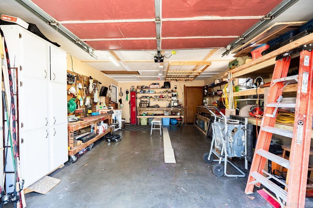 Hillcrest Woods - Residential