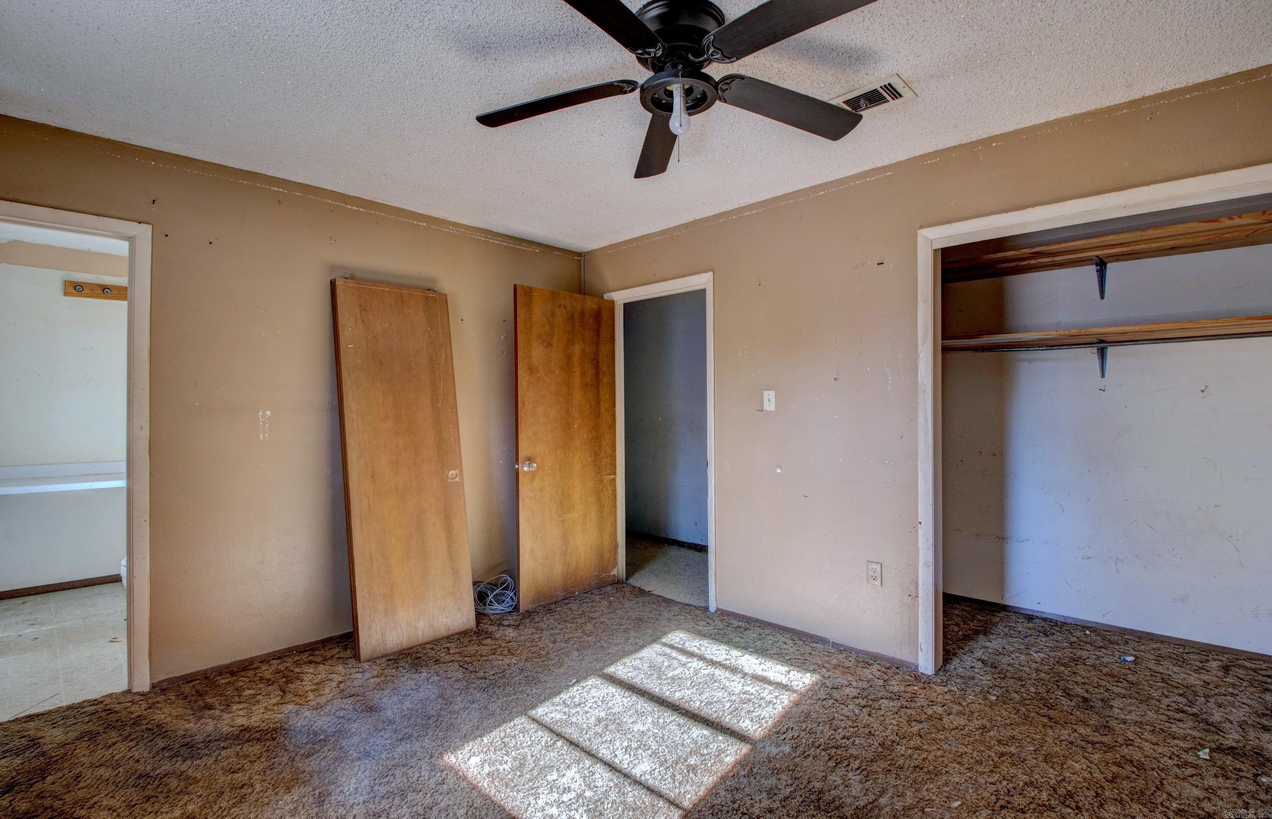 ROLLING MEADOWS - Residential