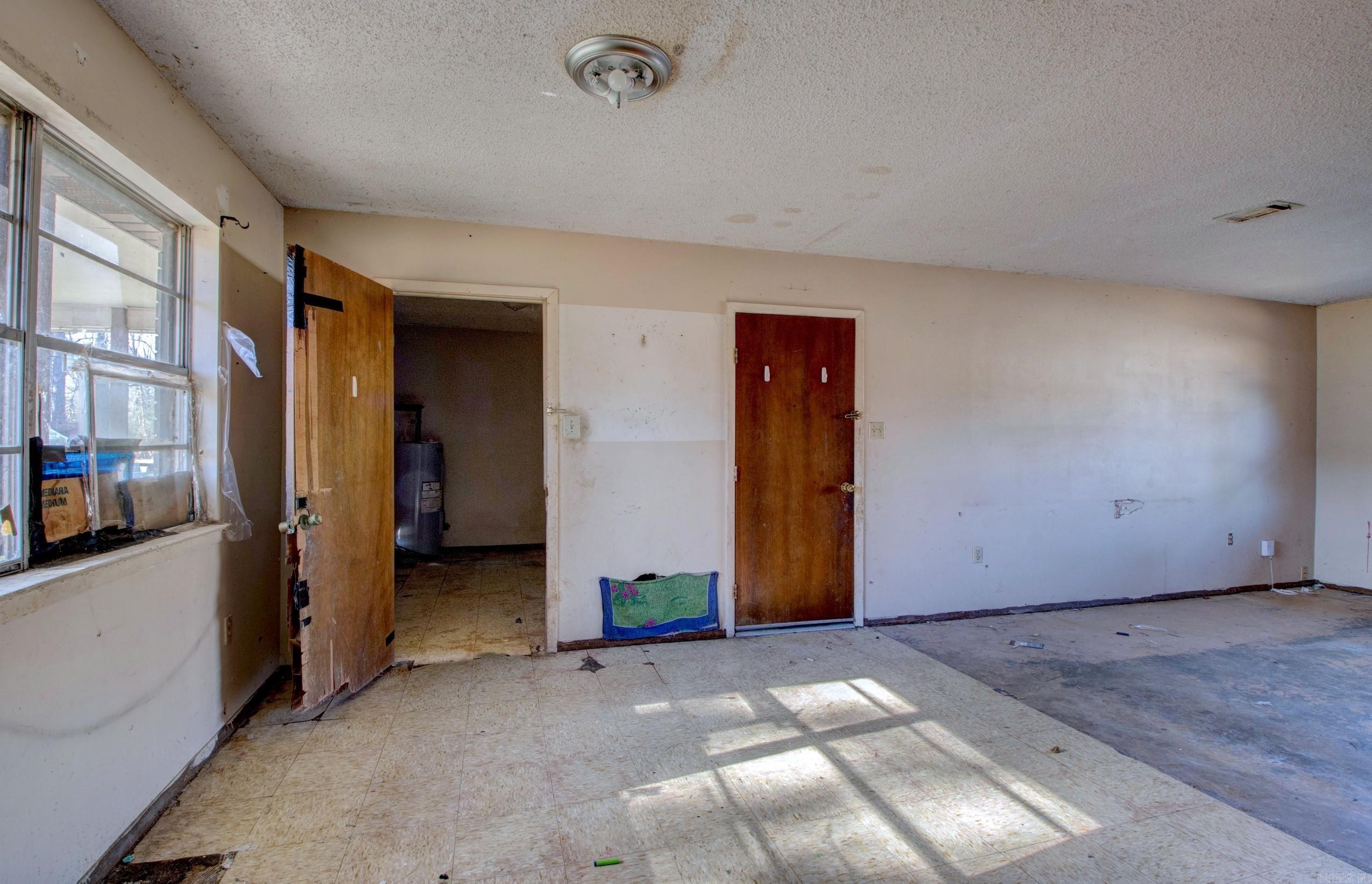 ROLLING MEADOWS - Residential