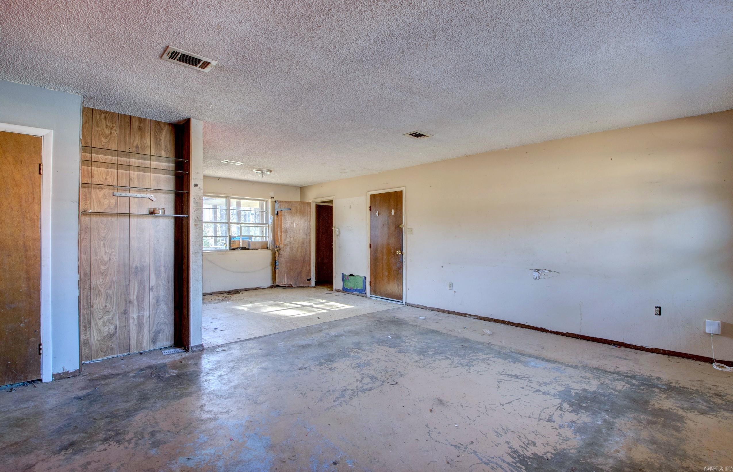 ROLLING MEADOWS - Residential