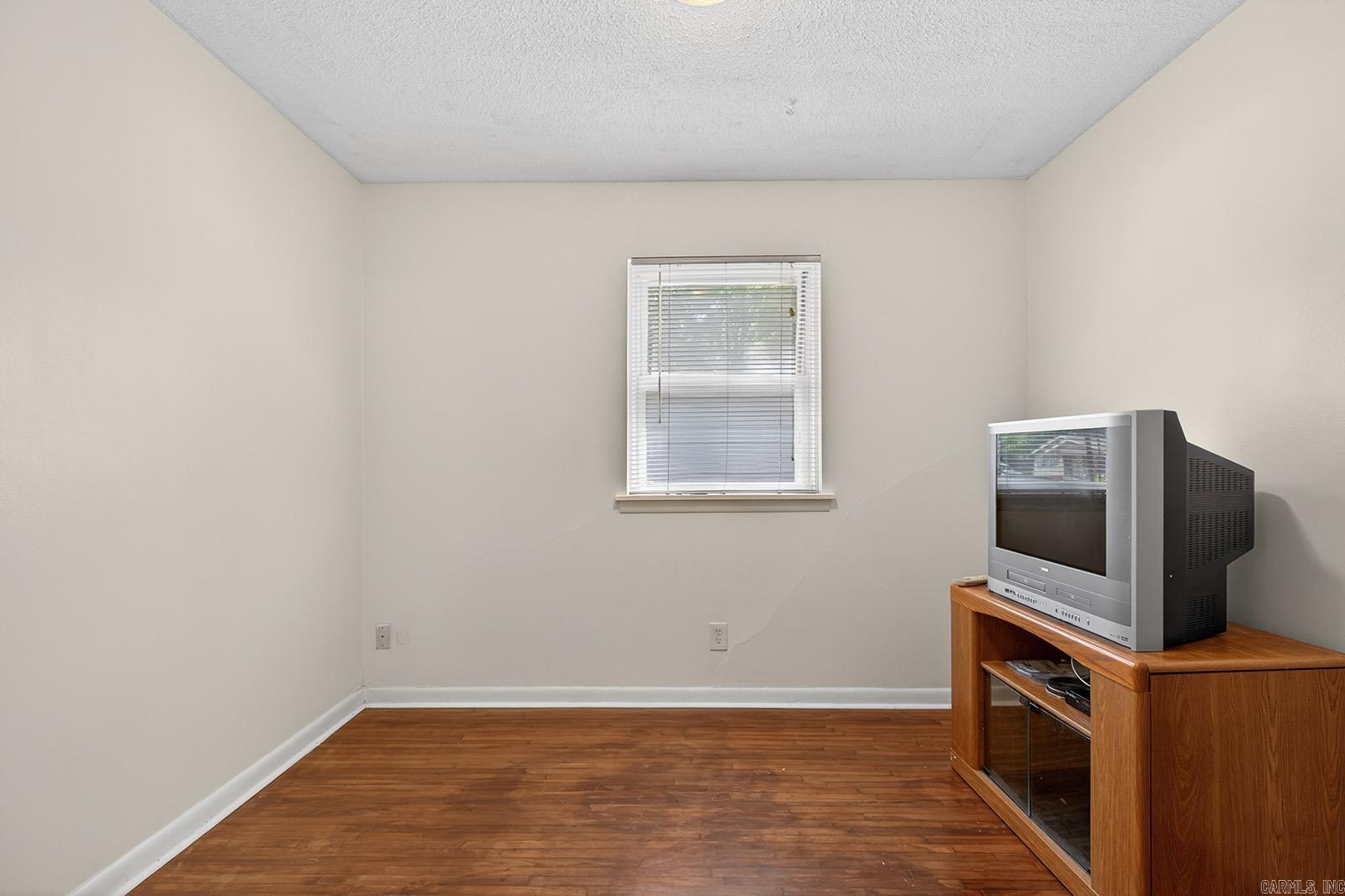 WOODHAVEN - Residential