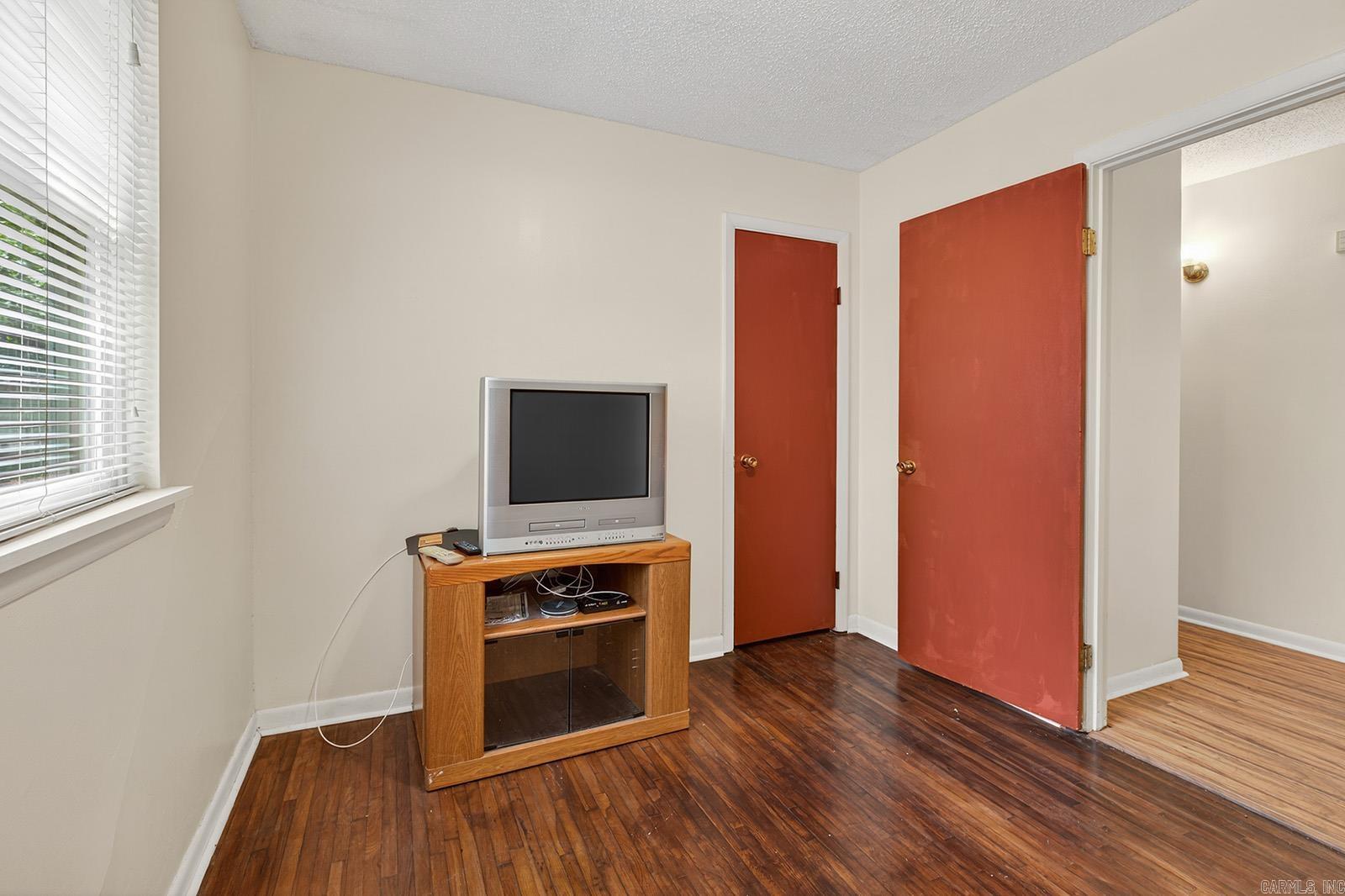 WOODHAVEN - Residential