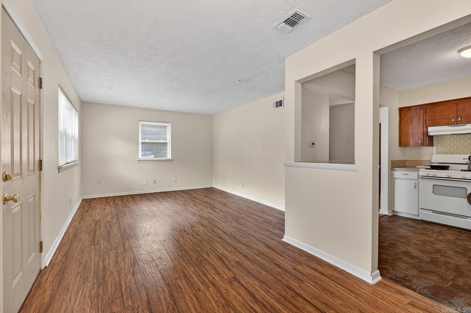 WOODHAVEN - Residential