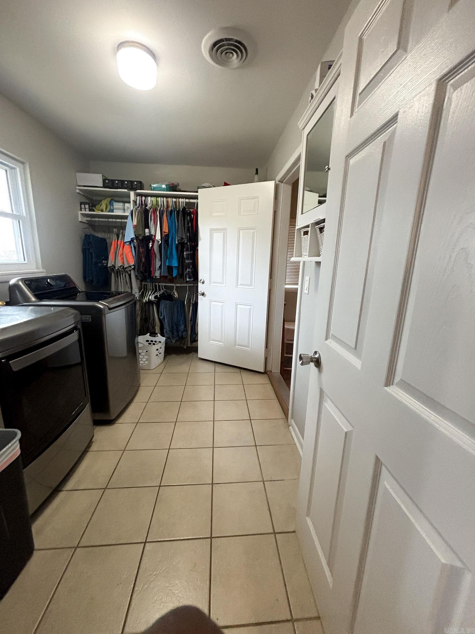 EZELL & YOUNG - Residential