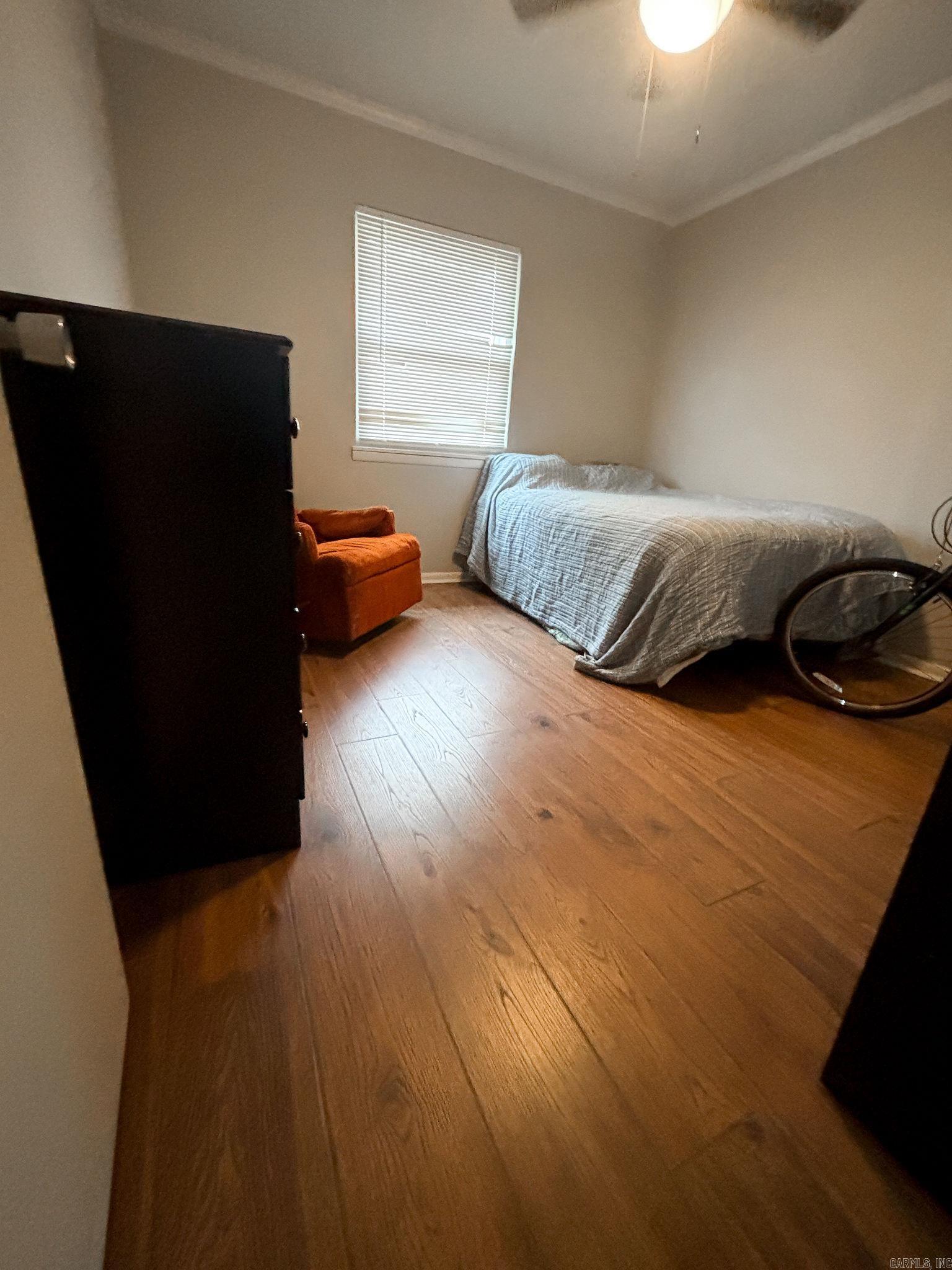 EZELL & YOUNG - Residential