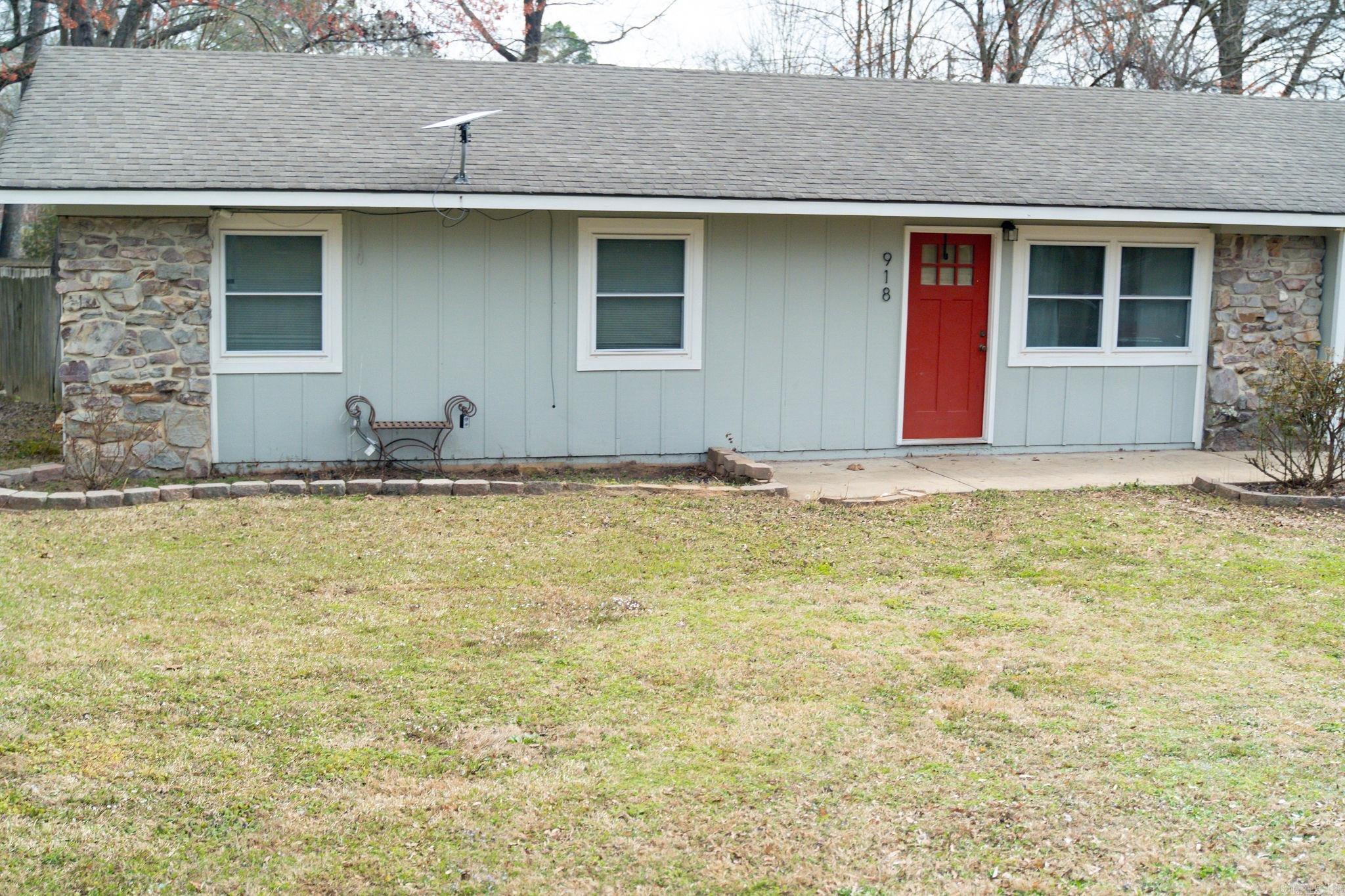 EZELL & YOUNG - Residential