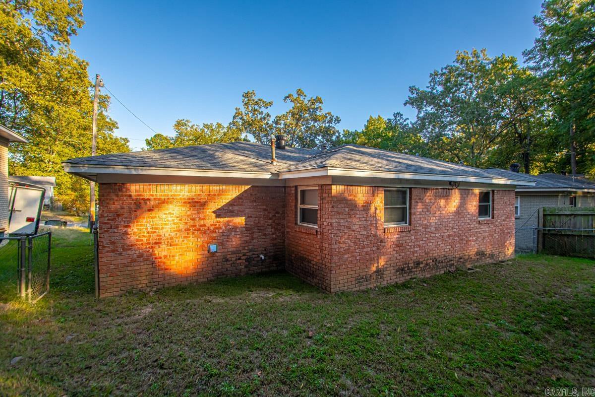 BARROW JOHN - Residential