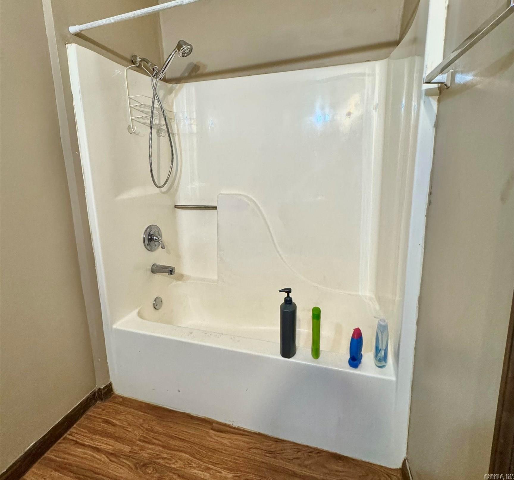 DAVIS & GARVIN - Residential