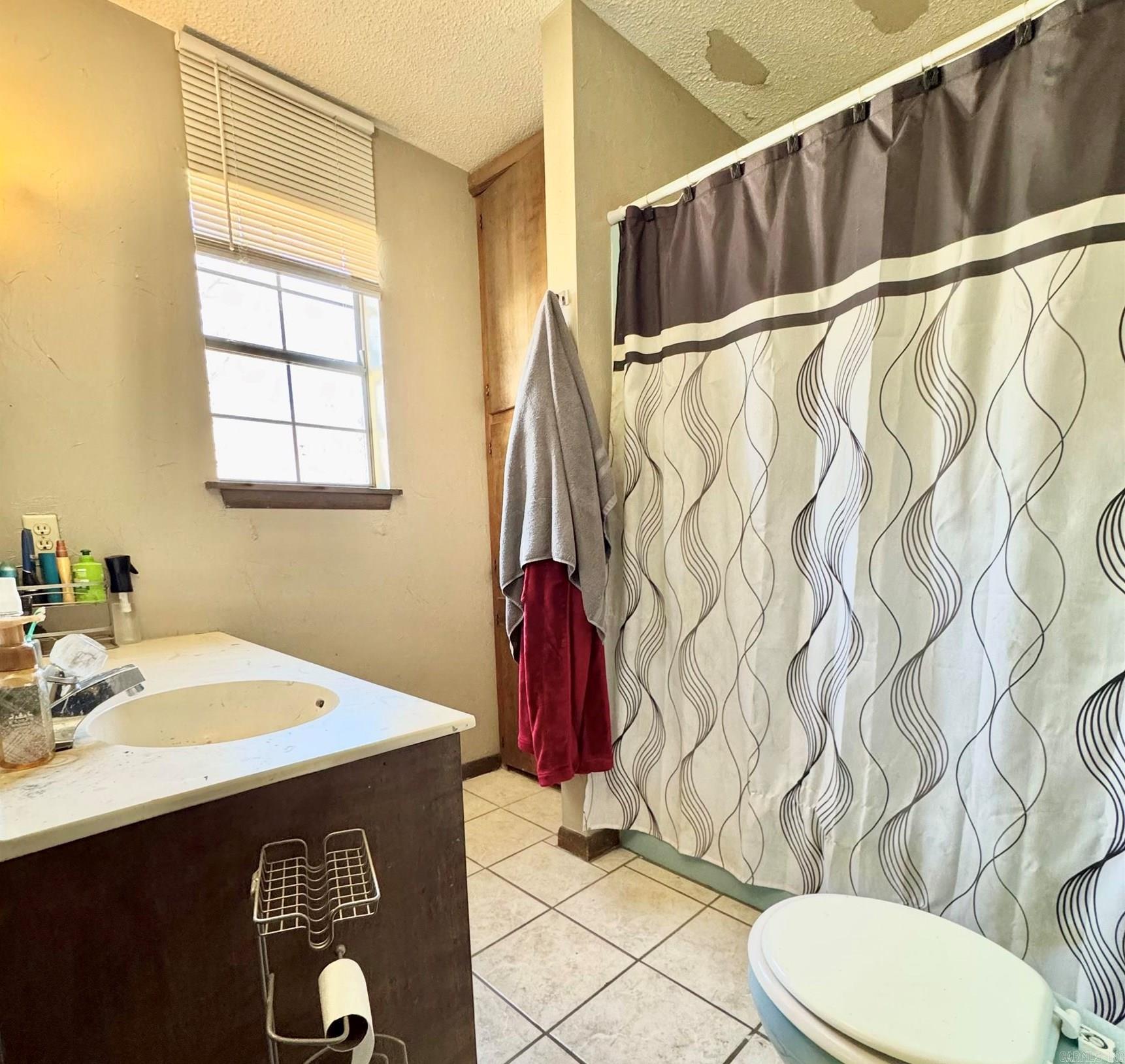 DAVIS & GARVIN - Residential