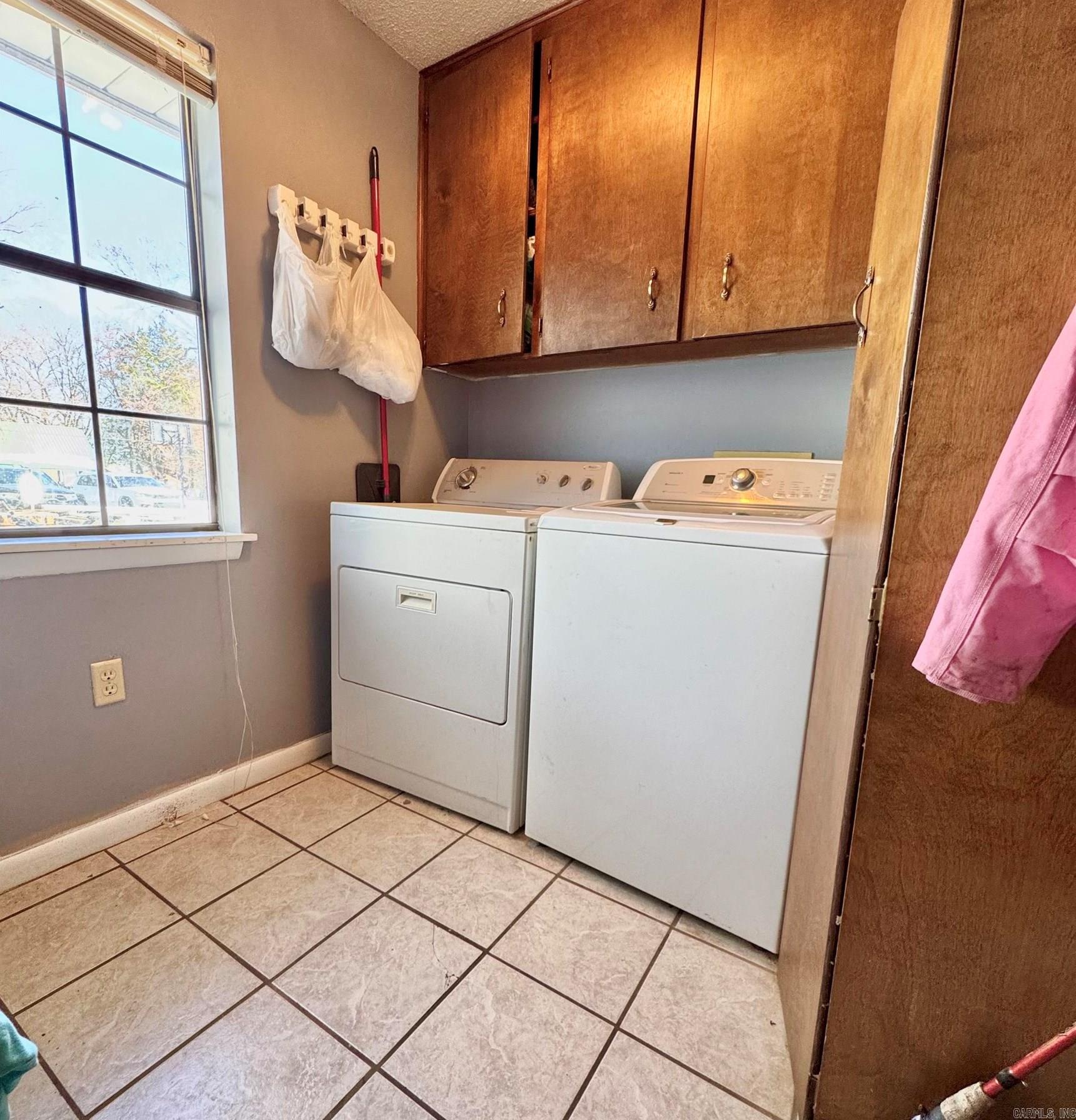 DAVIS & GARVIN - Residential