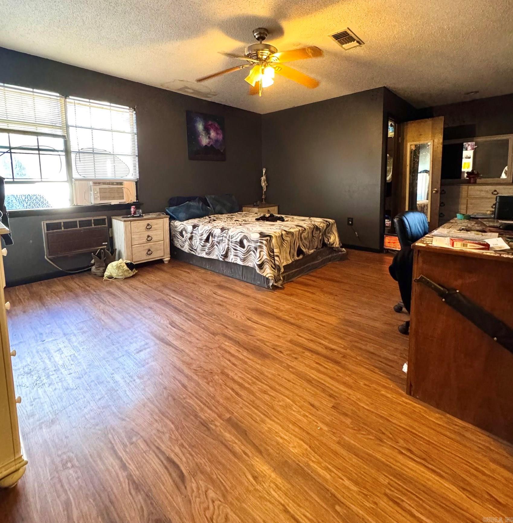 DAVIS & GARVIN - Residential